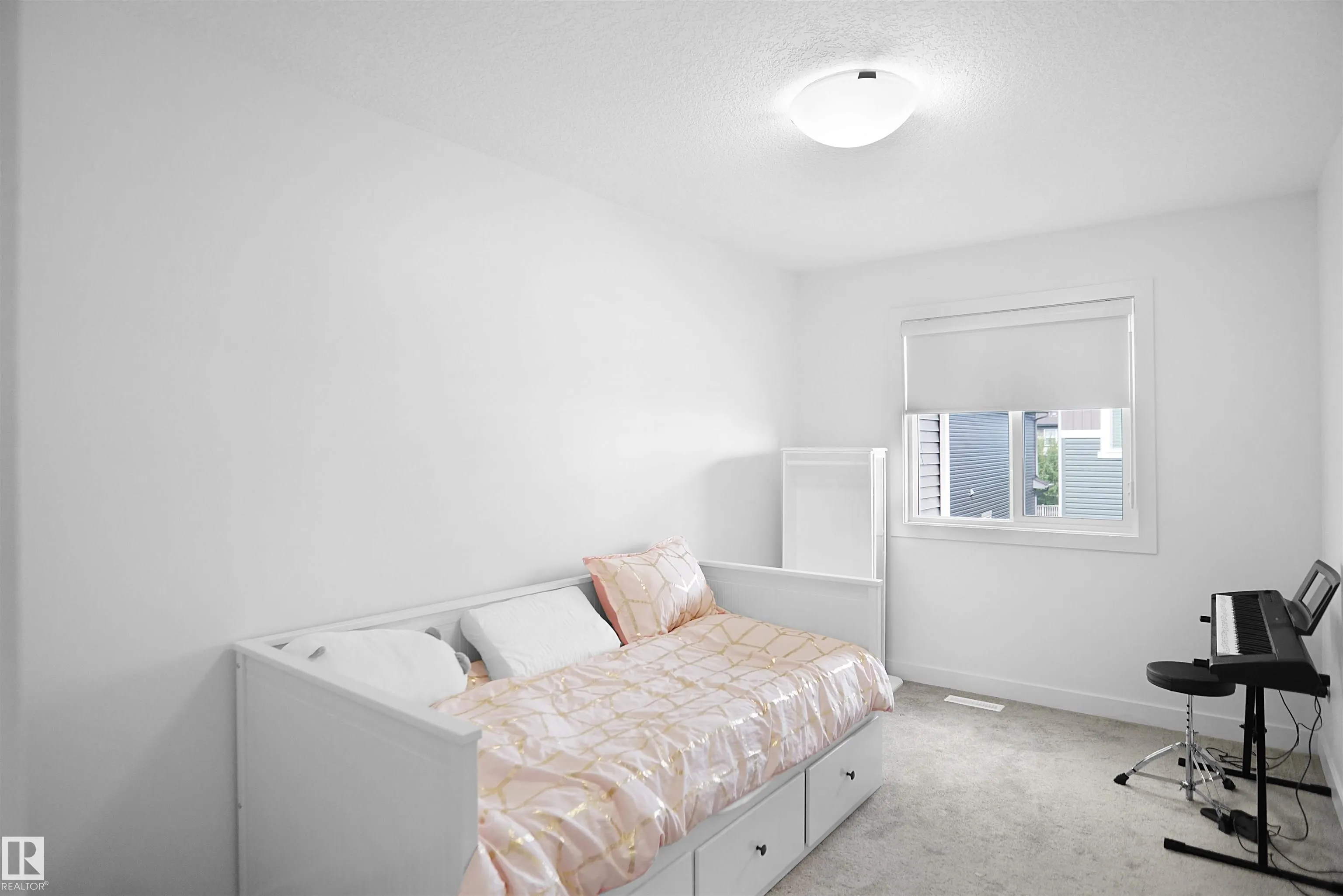 603 ORCHARDS Boulevard