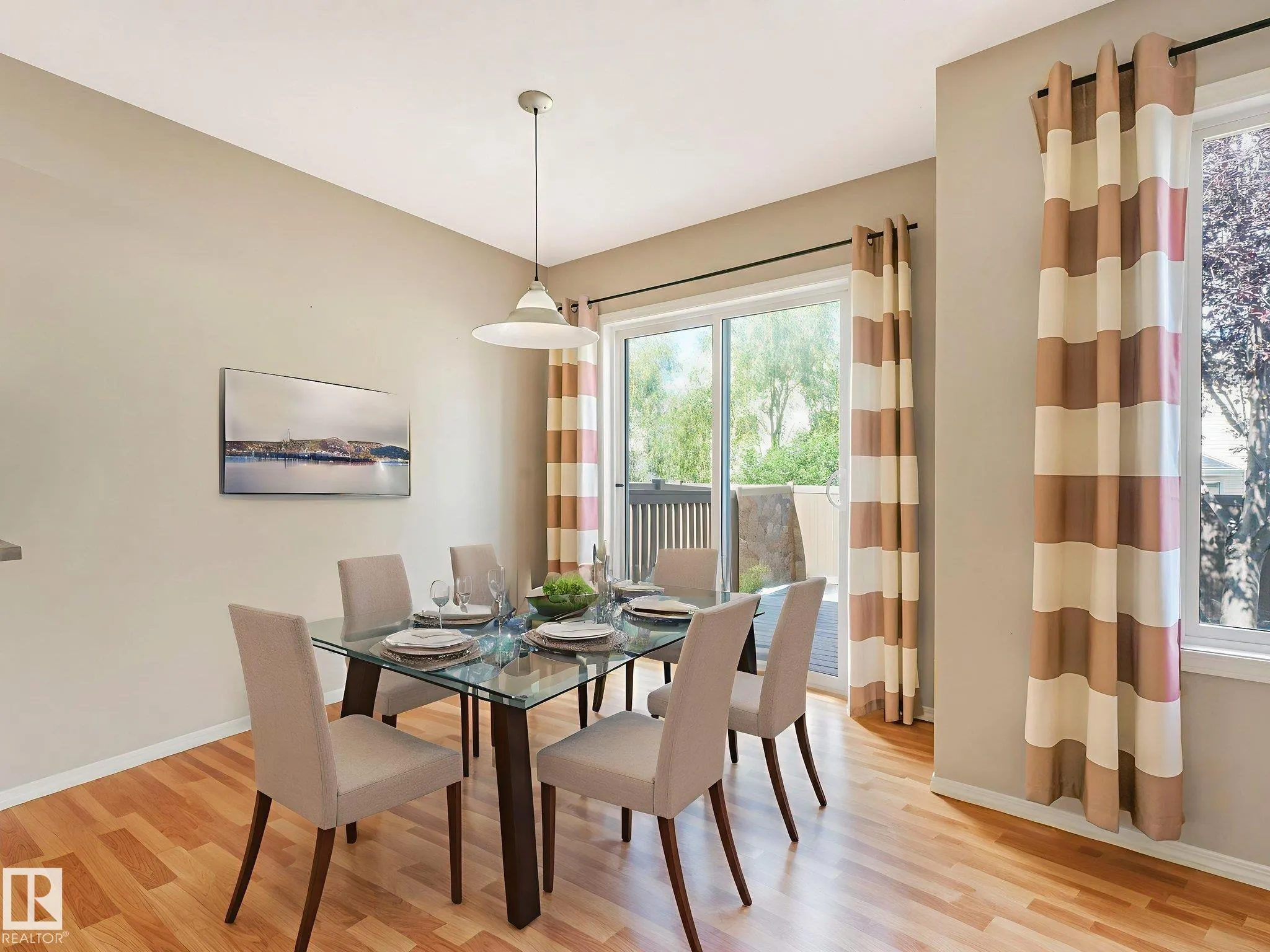 1428 HODGSON Way
