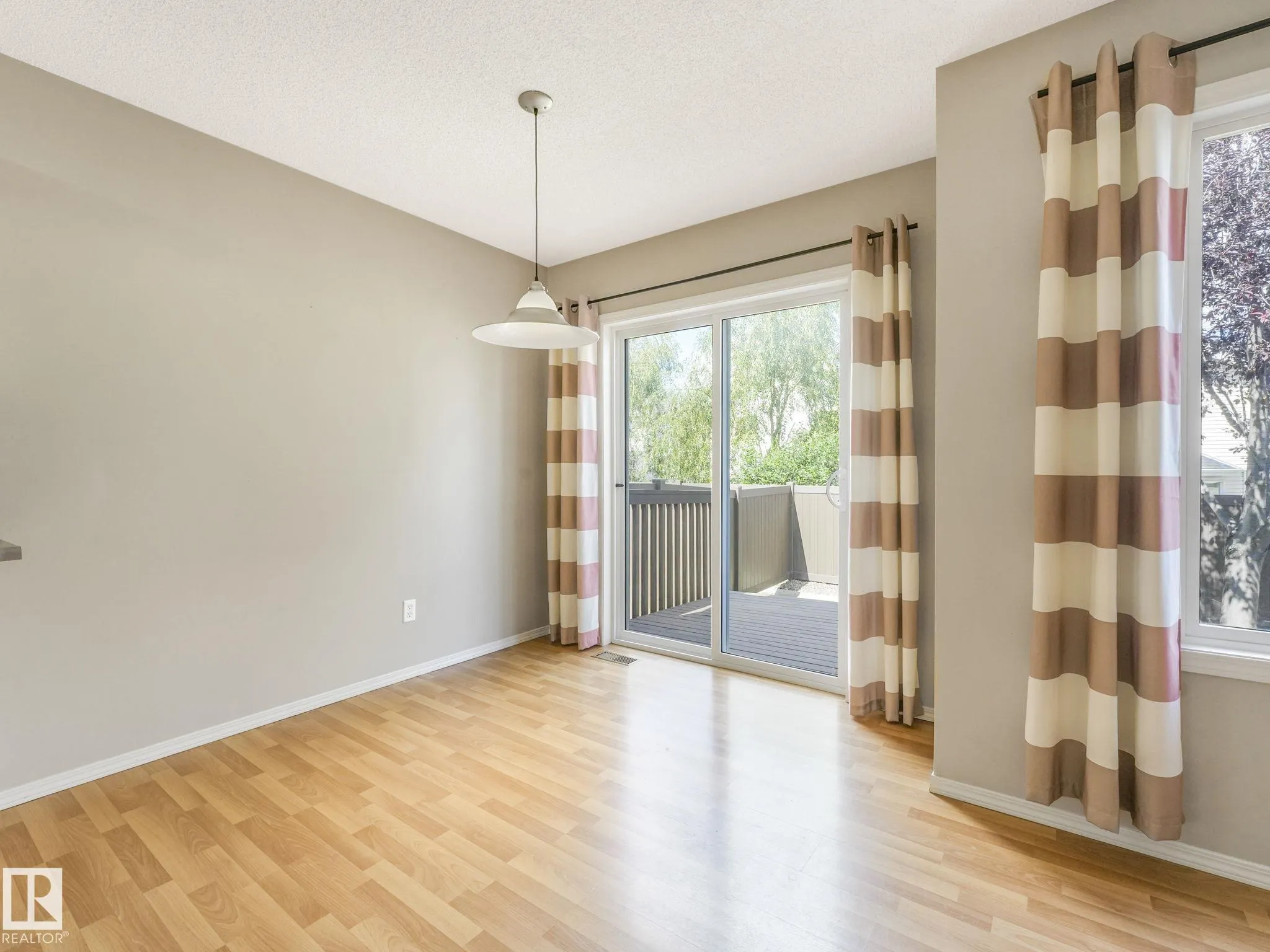 1428 HODGSON Way