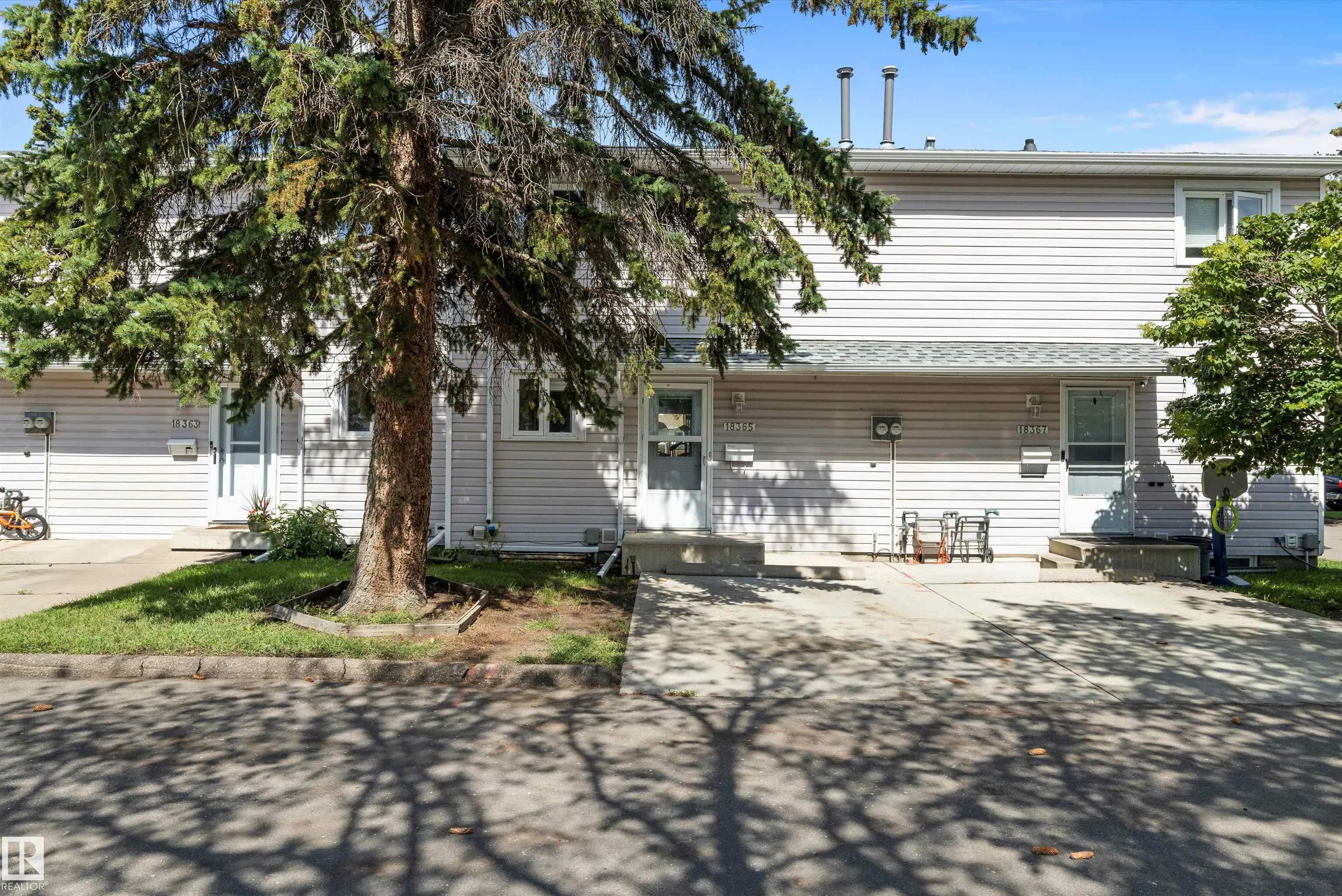 18365 66 Avenue