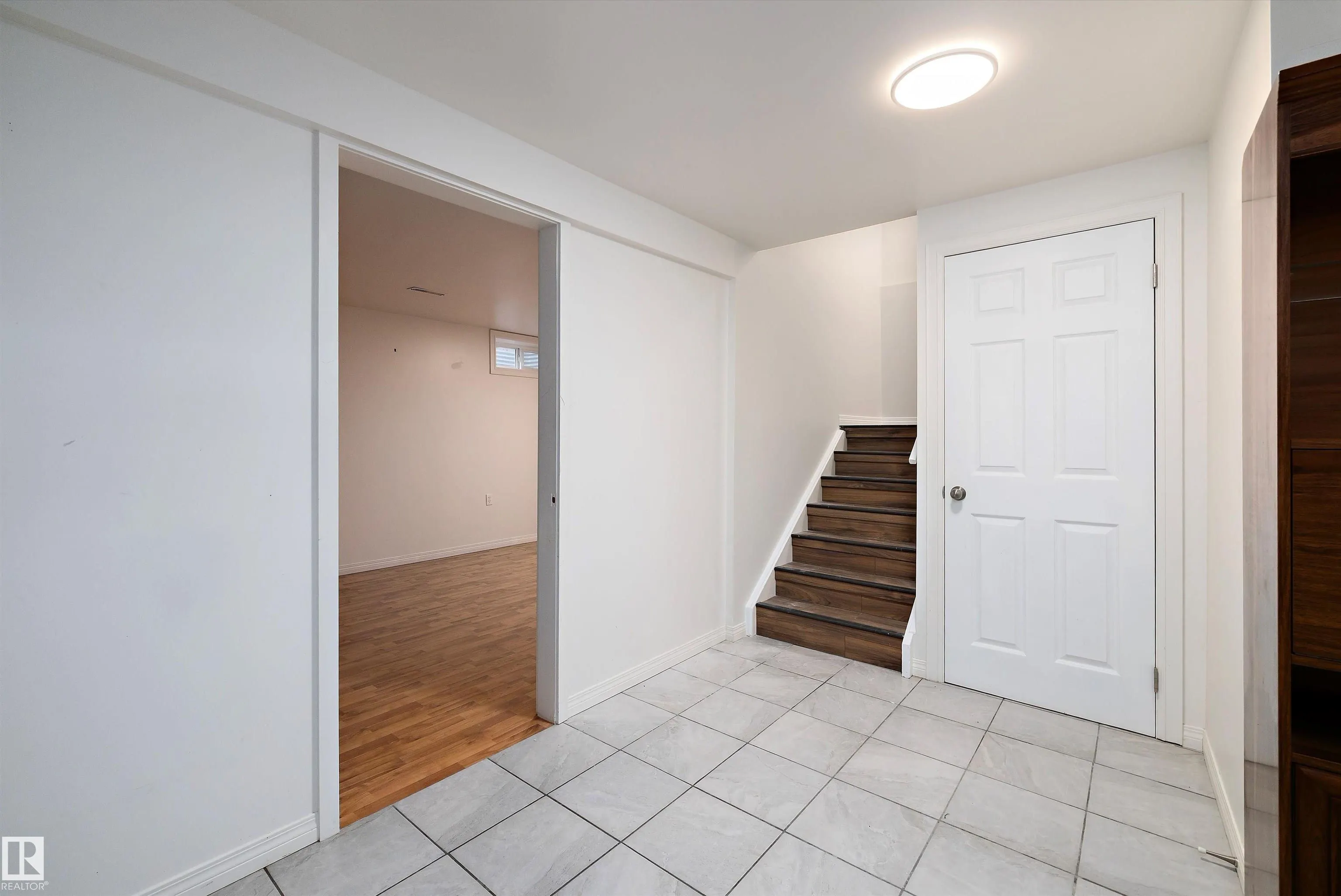 18365 66 Avenue
