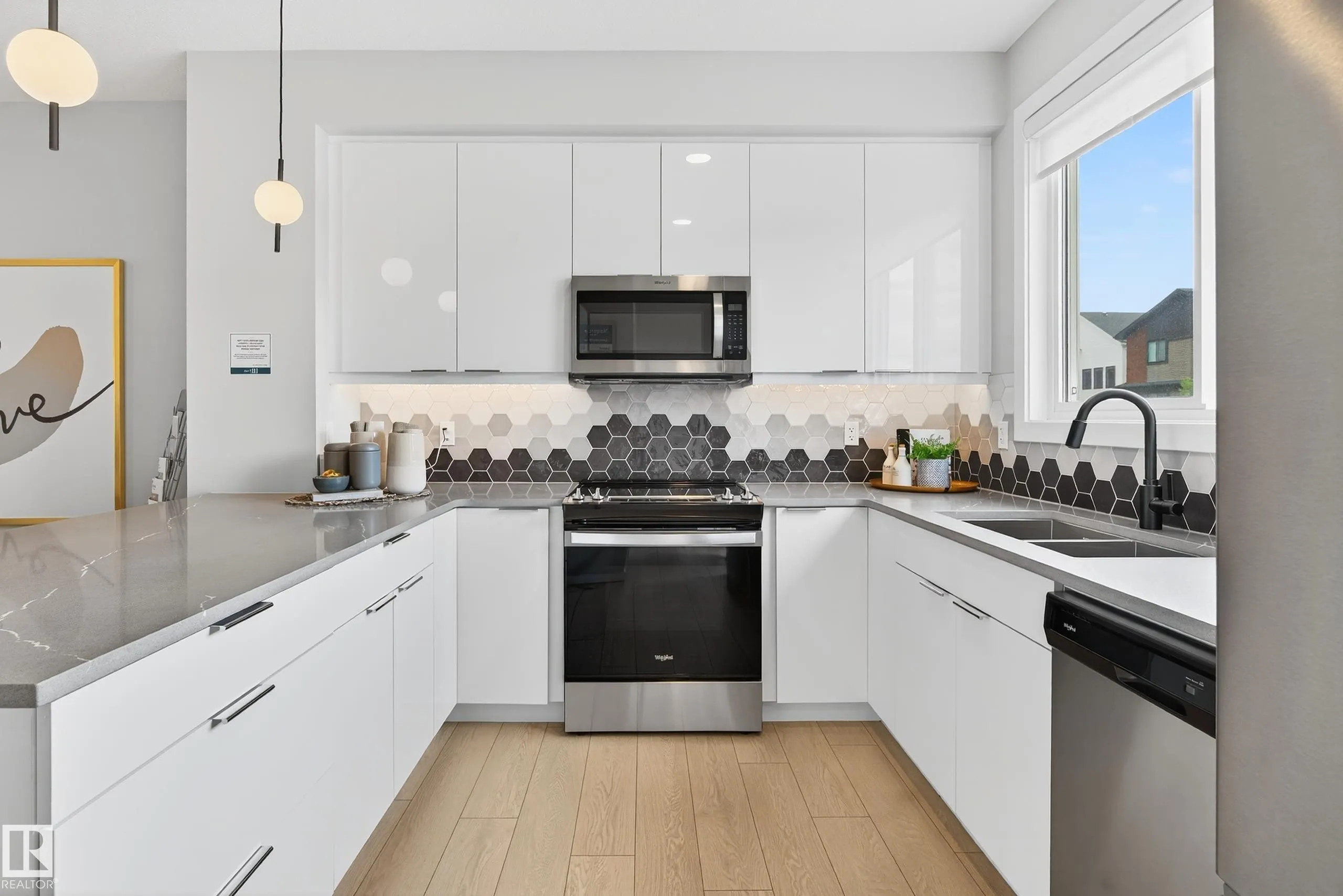17208 2 Street