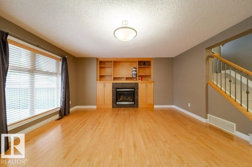 507 CRANDELL Crest