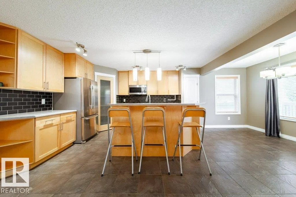 507 CRANDELL Crest