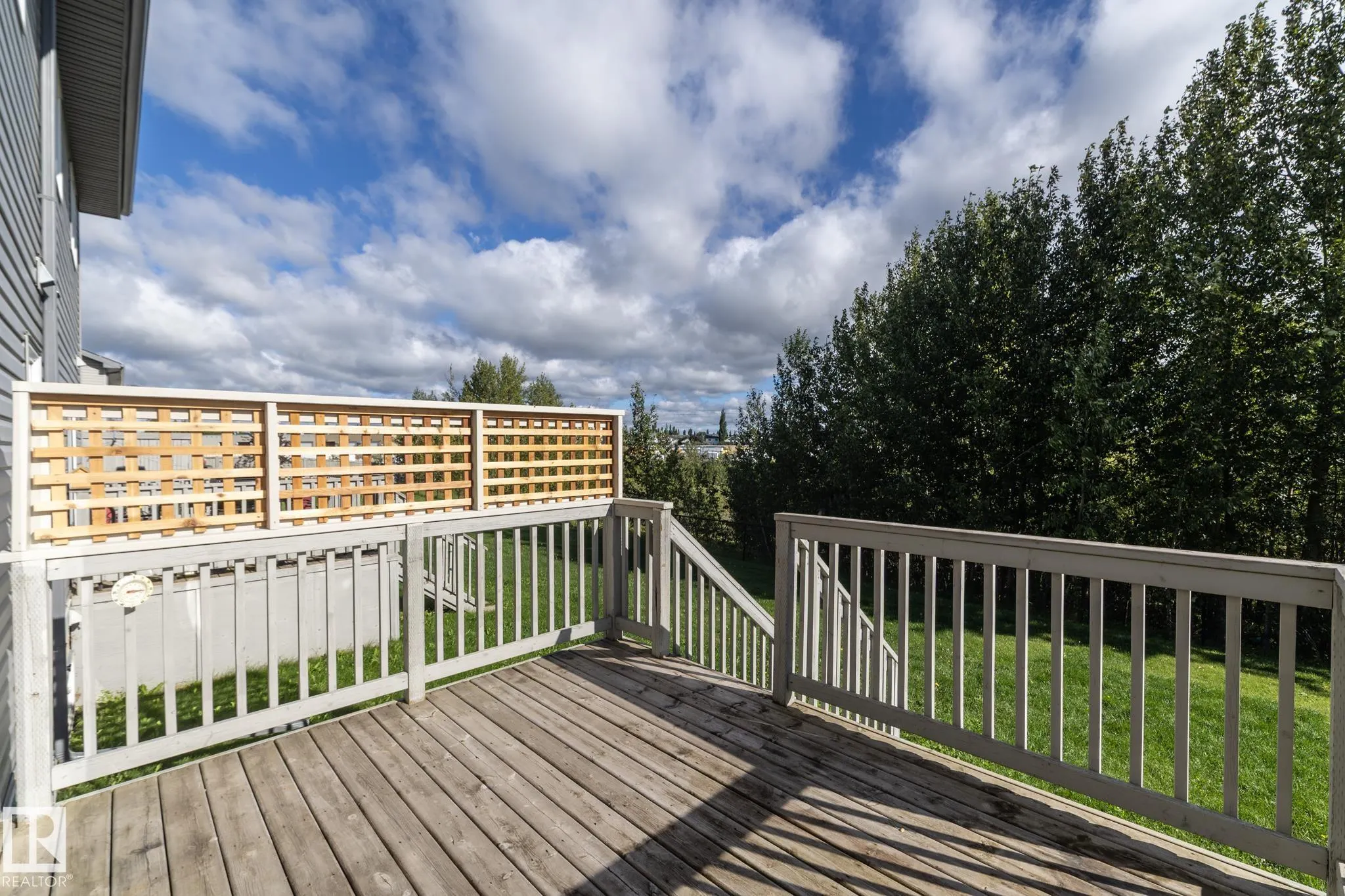 193 BIRCHWOOD Close