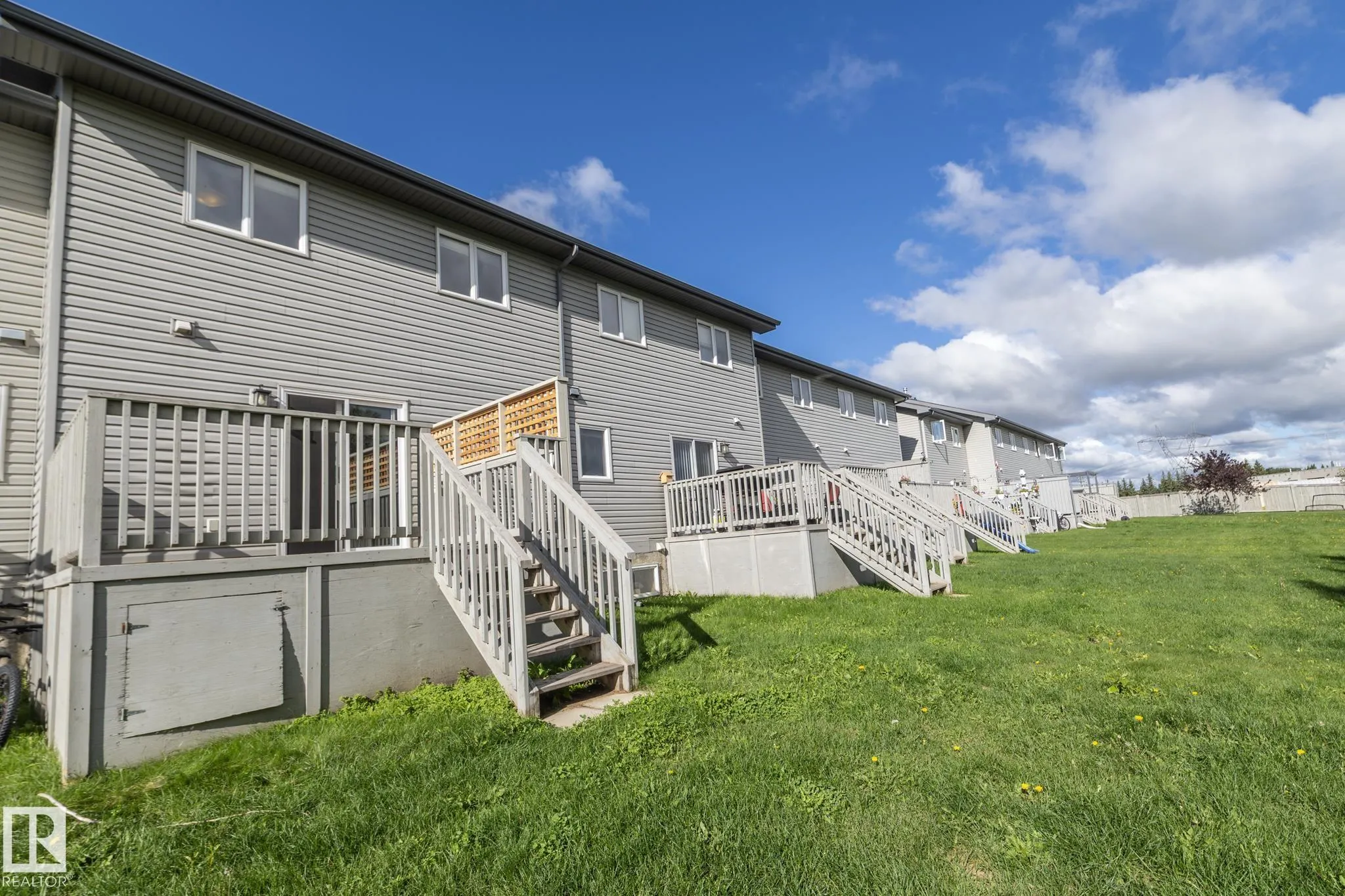193 BIRCHWOOD Close