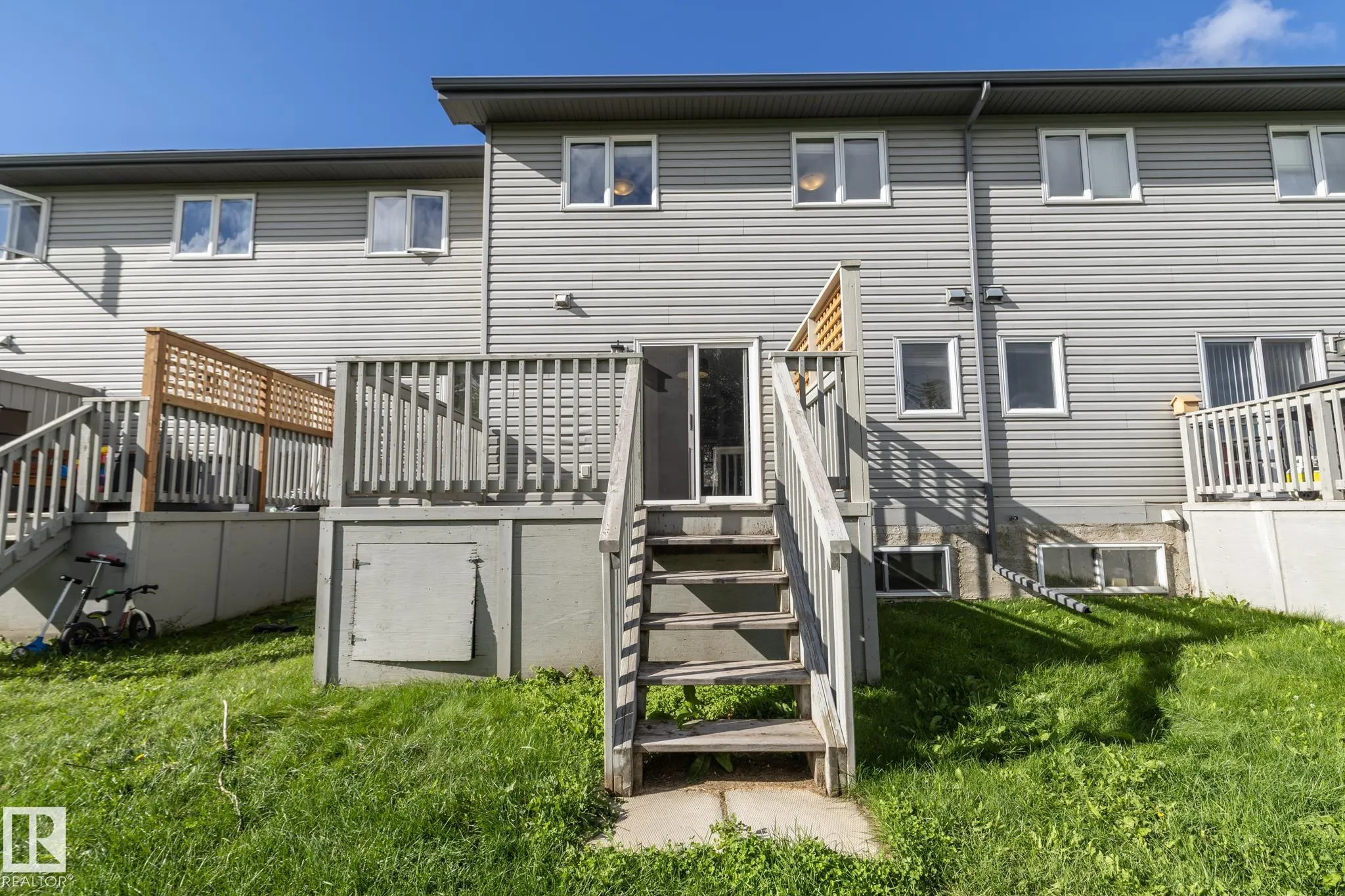 193 BIRCHWOOD Close