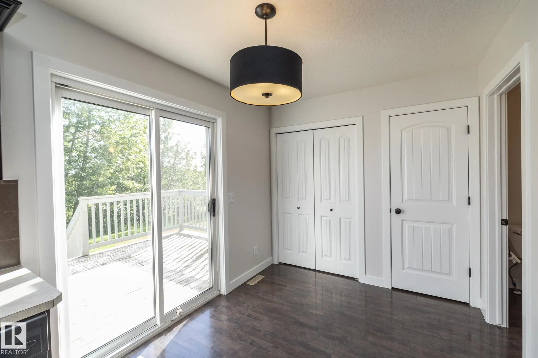 193 BIRCHWOOD Close