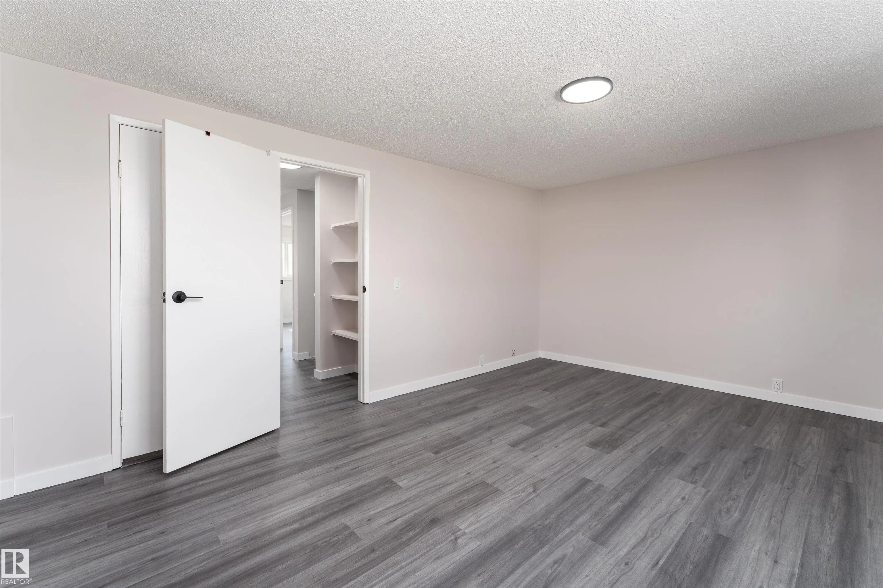 1244 Lakewood RD W NW