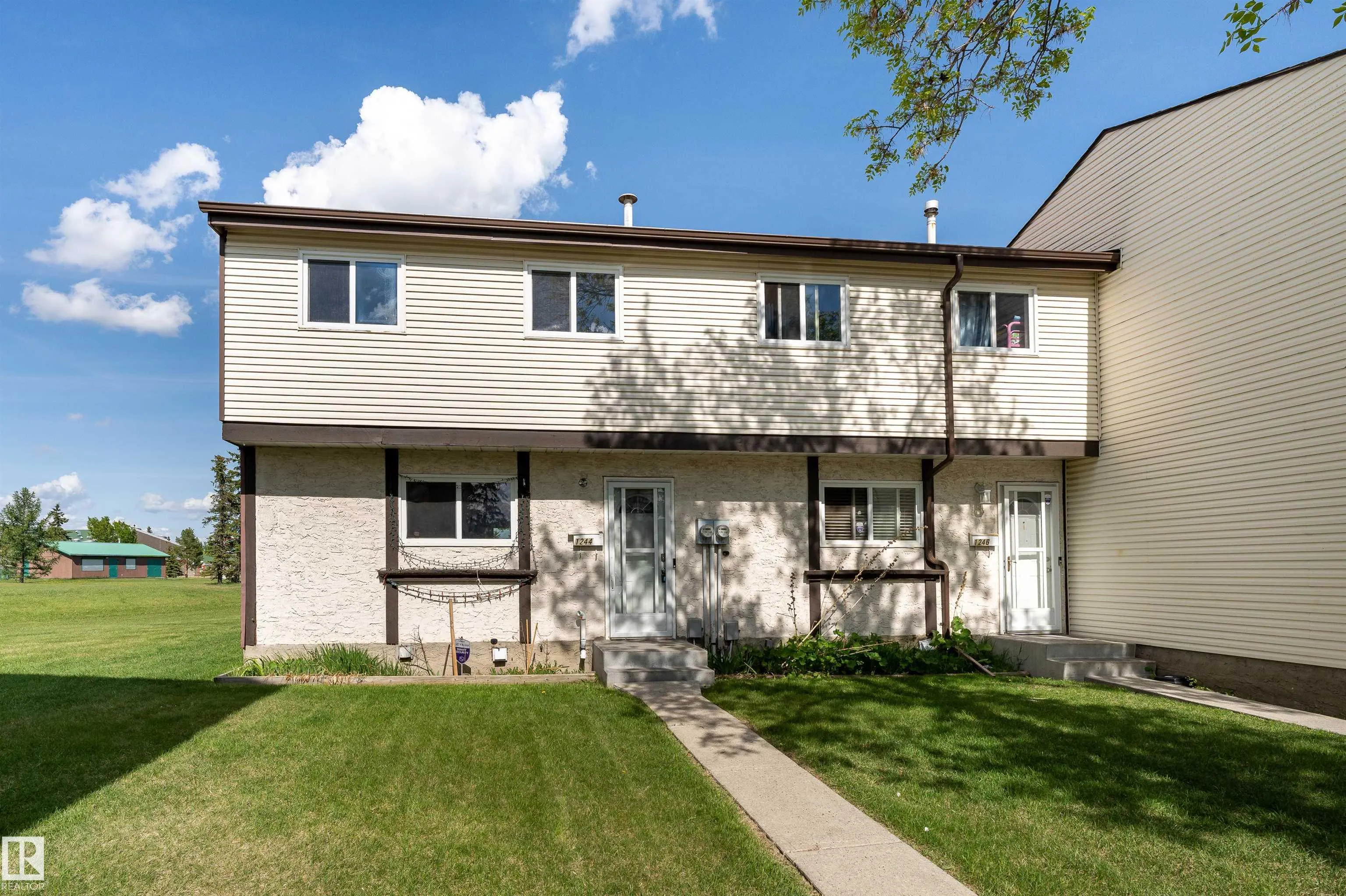 1244 Lakewood RD W NW