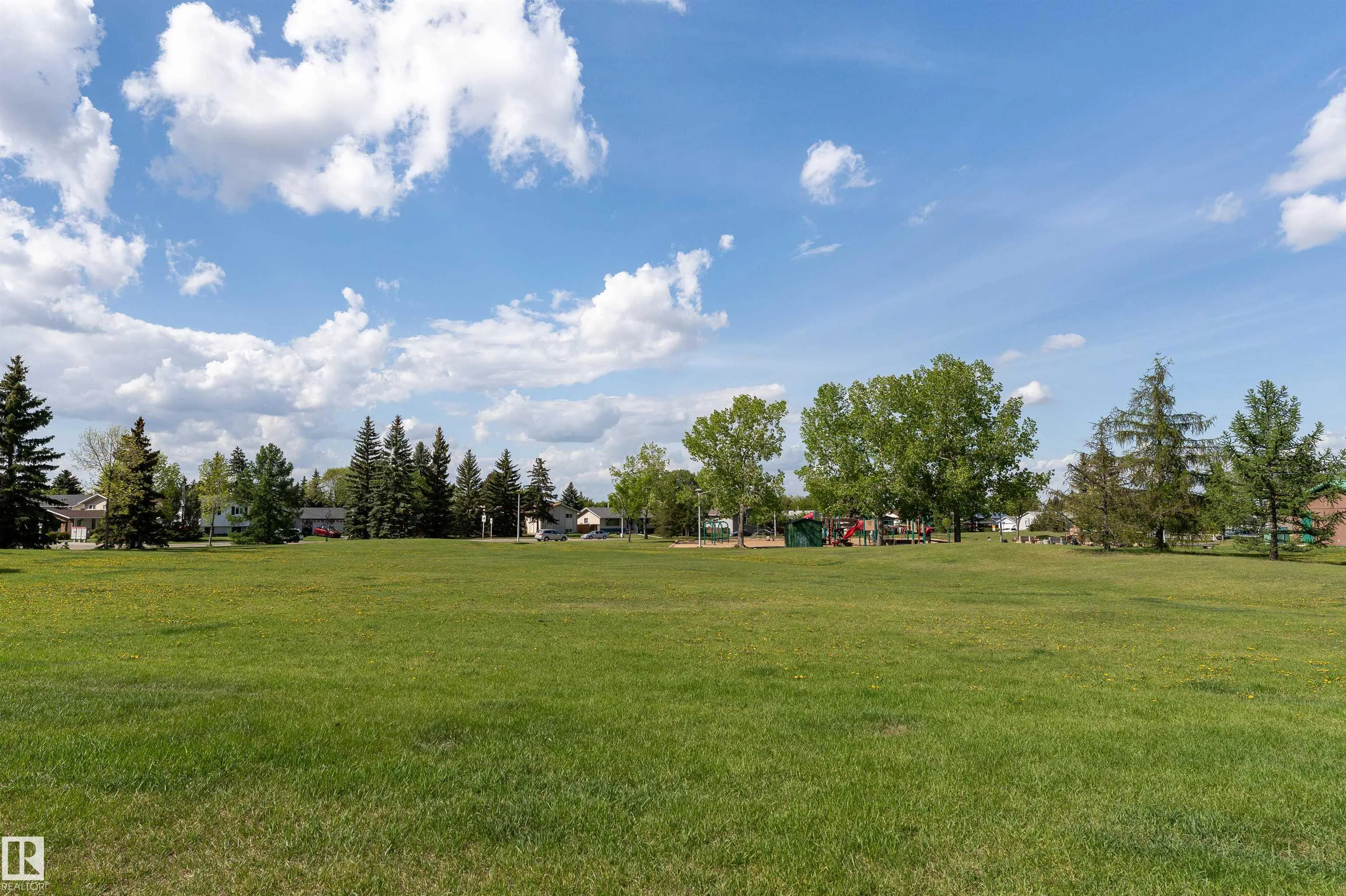 1244 Lakewood RD W NW