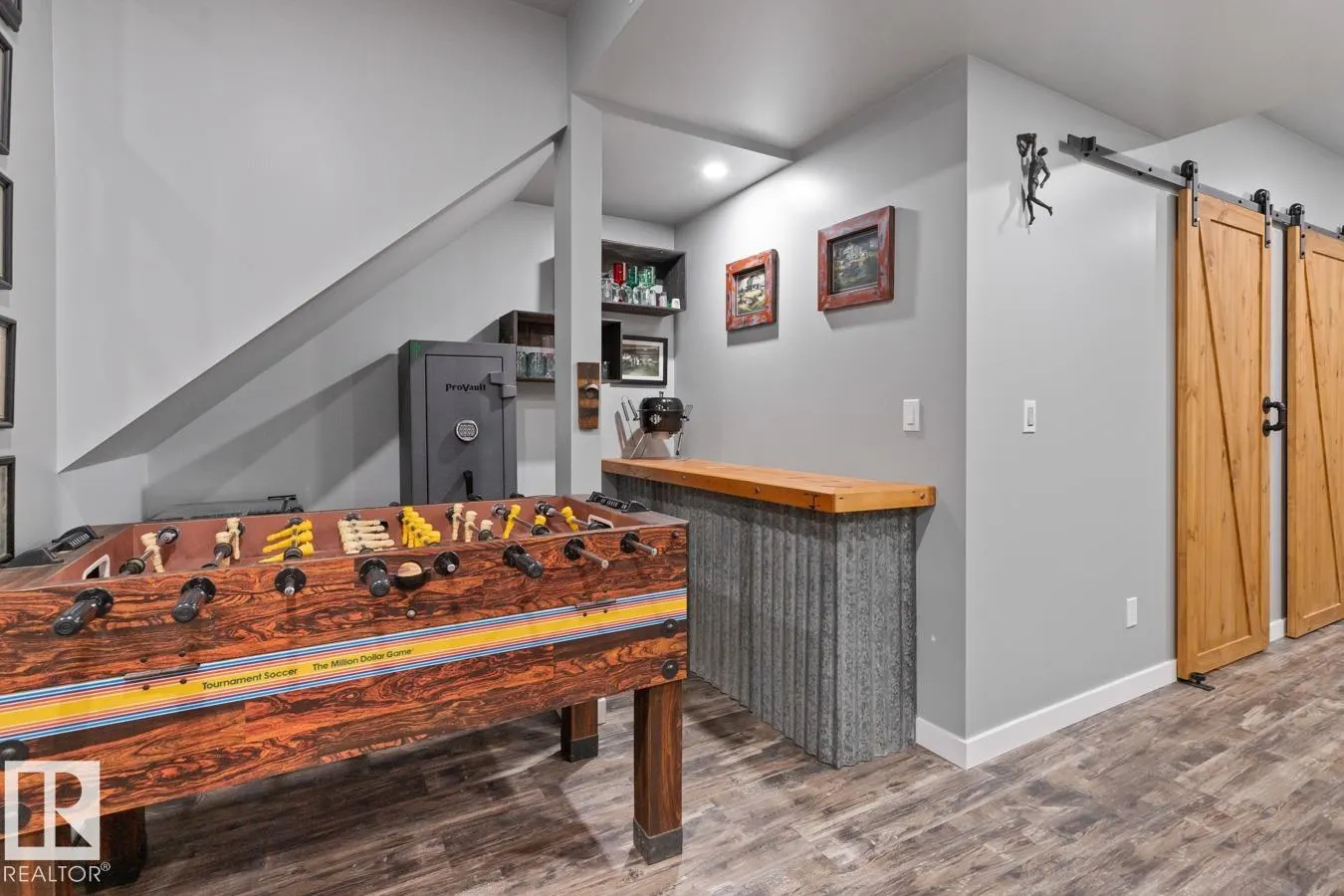 71 HUDSON Cove