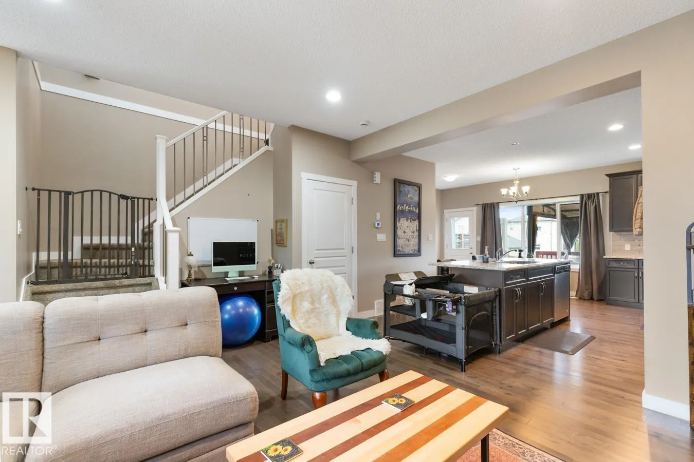 71 HUDSON Cove