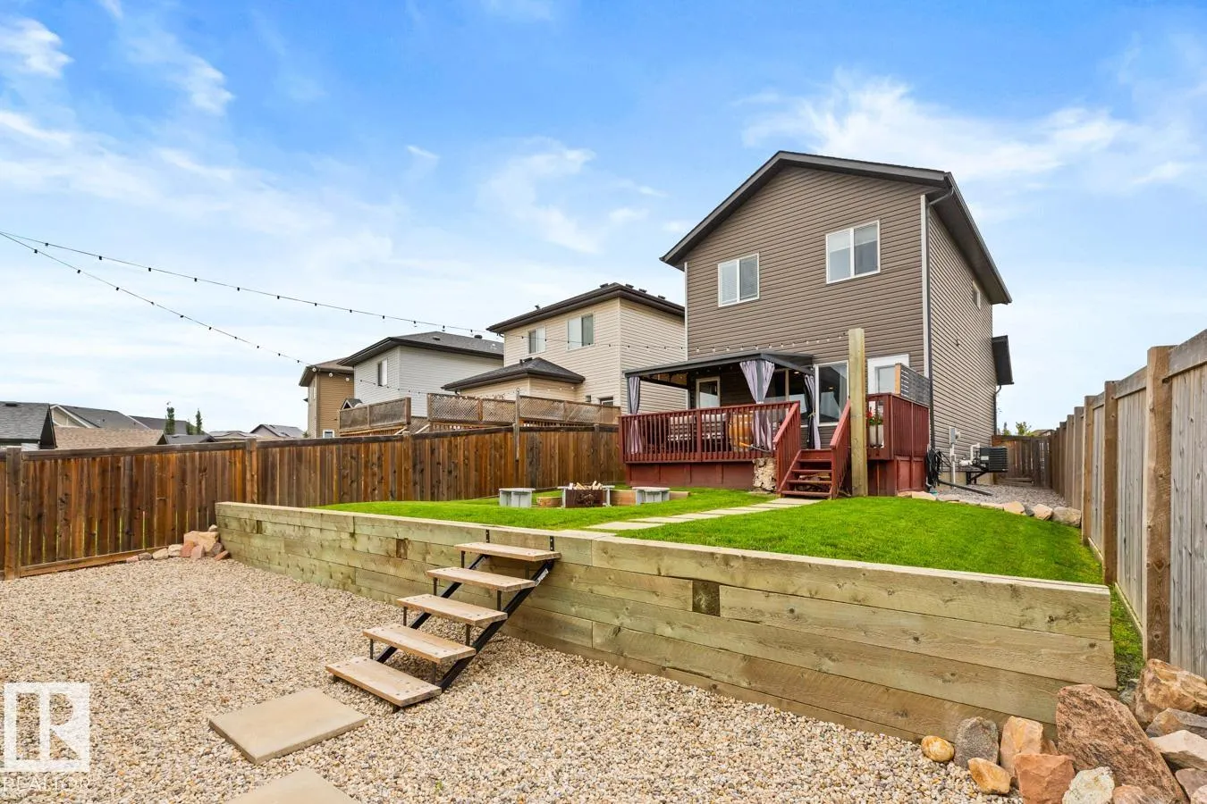 71 HUDSON Cove