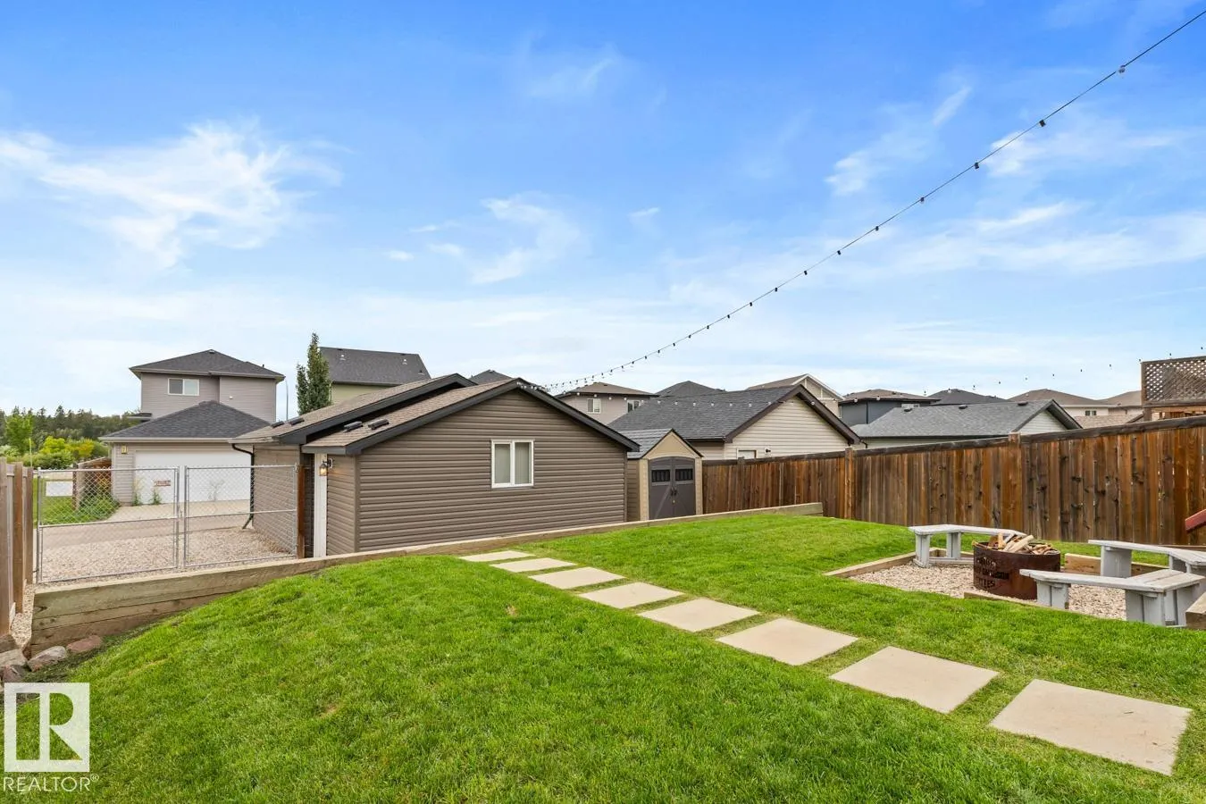 71 HUDSON Cove