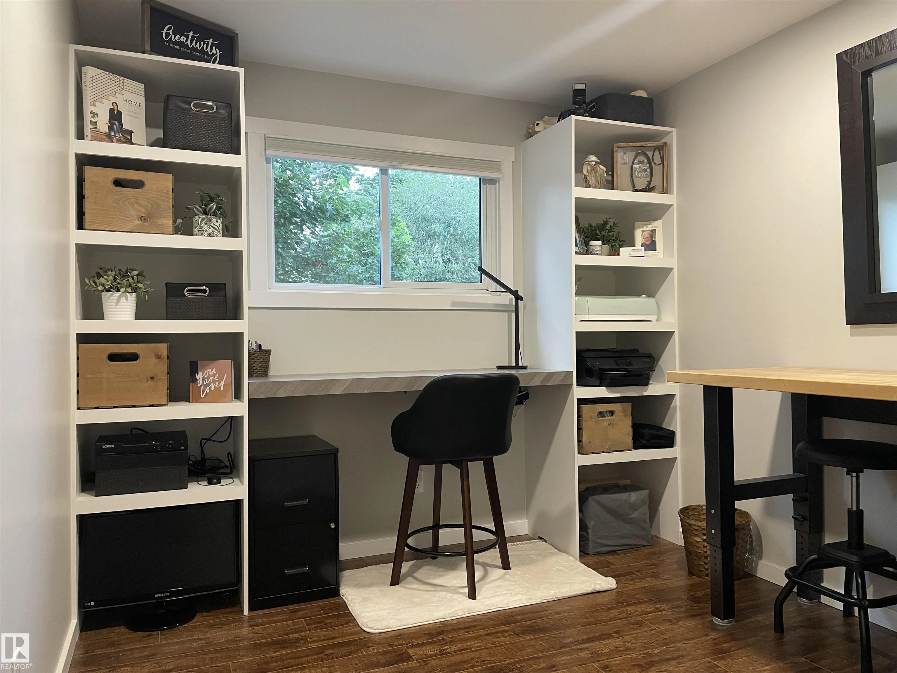 20 Capri Rd