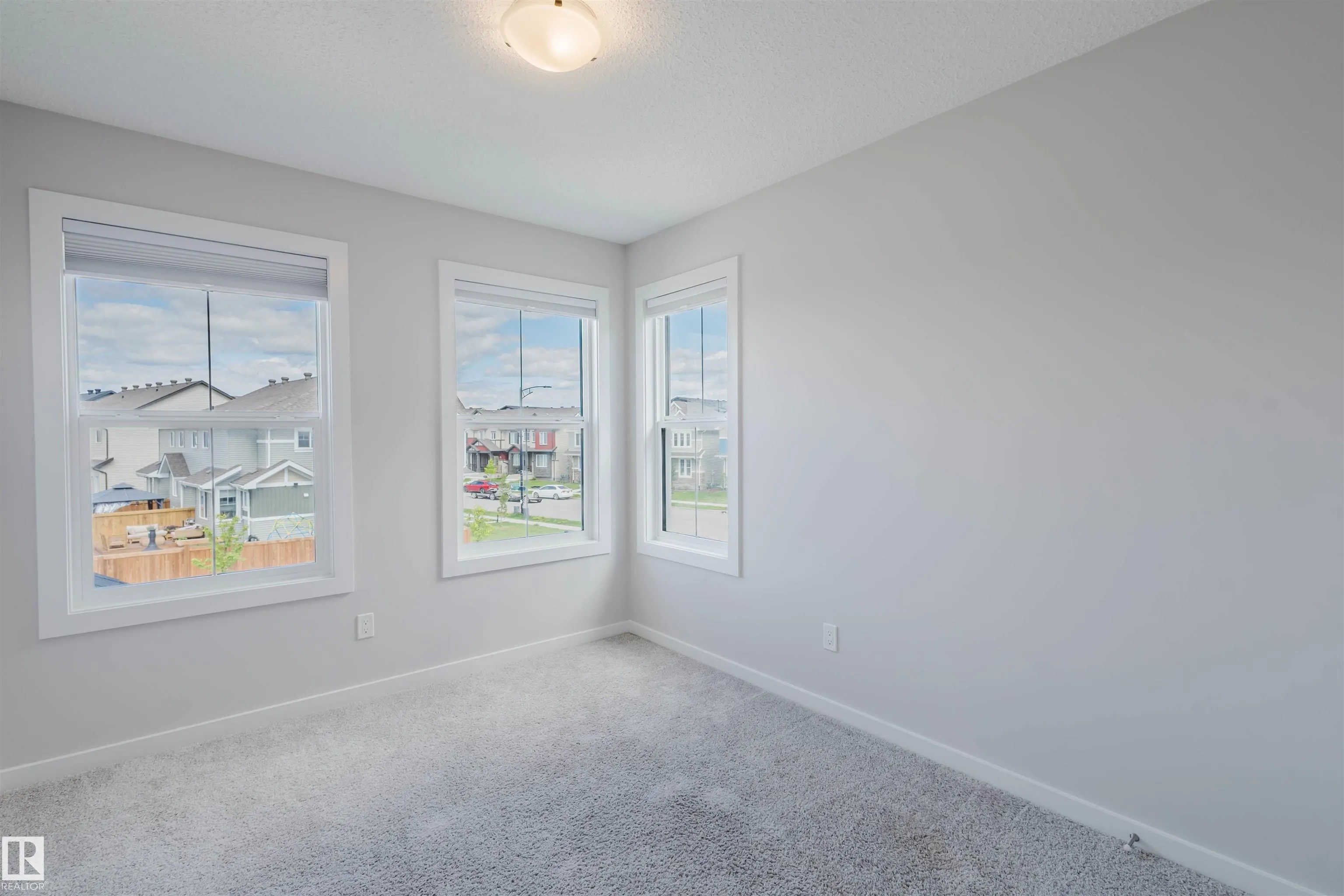 1407 DARBY GREEN Green