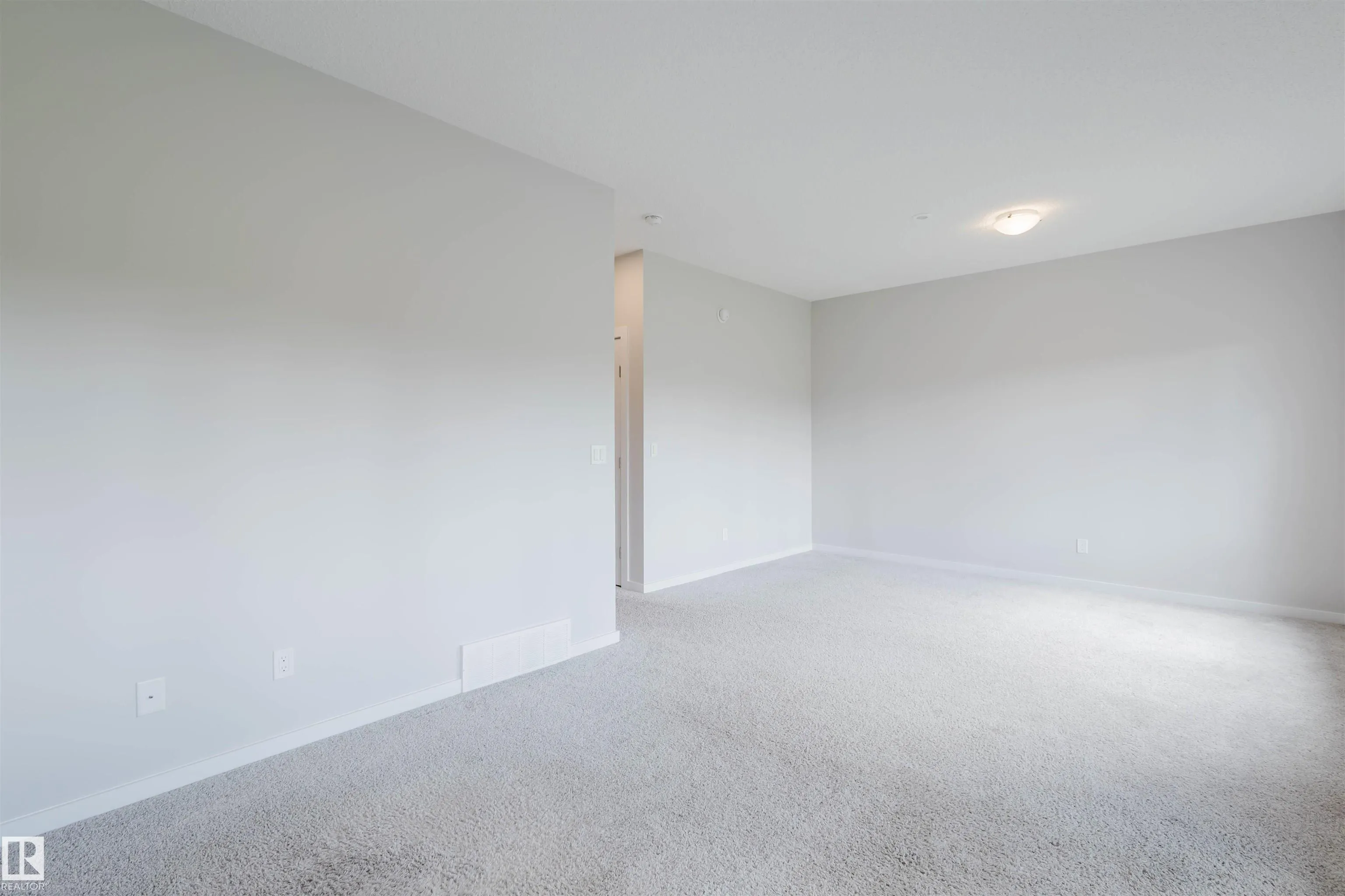 1407 DARBY GREEN Green