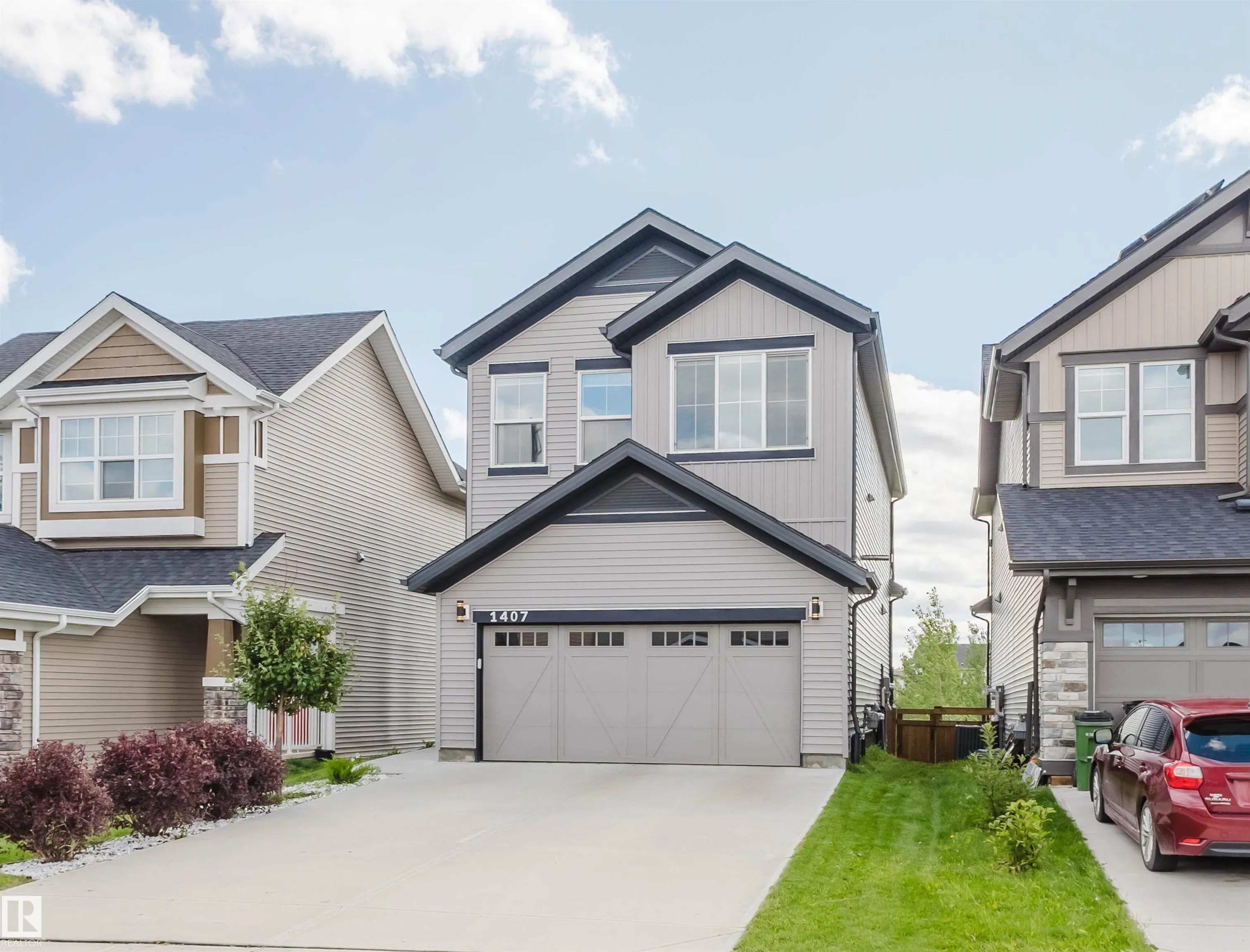 1407 DARBY GREEN Green