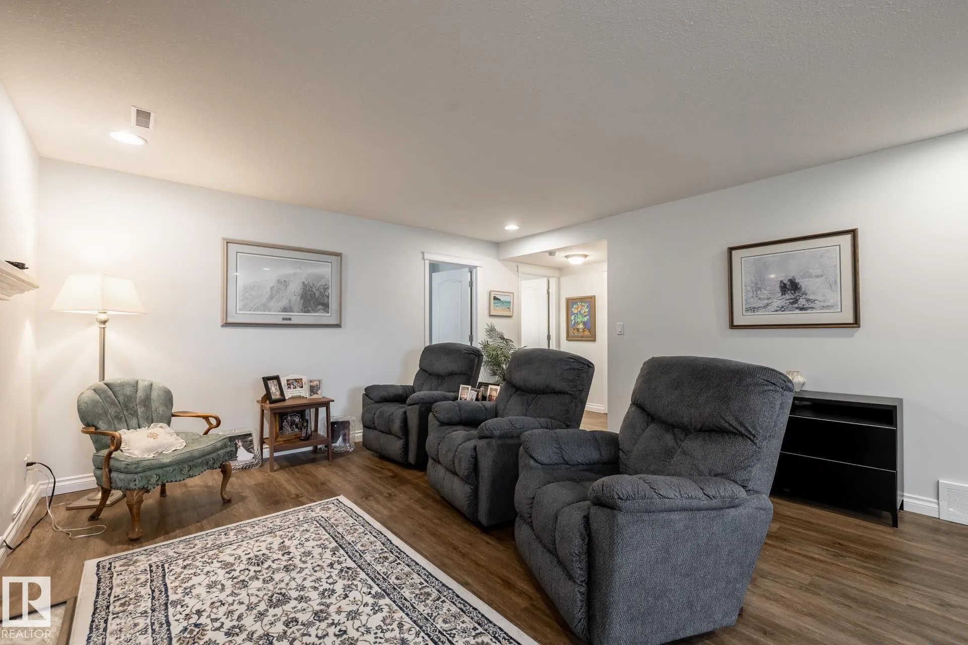 69 RIDGEPOINT Way