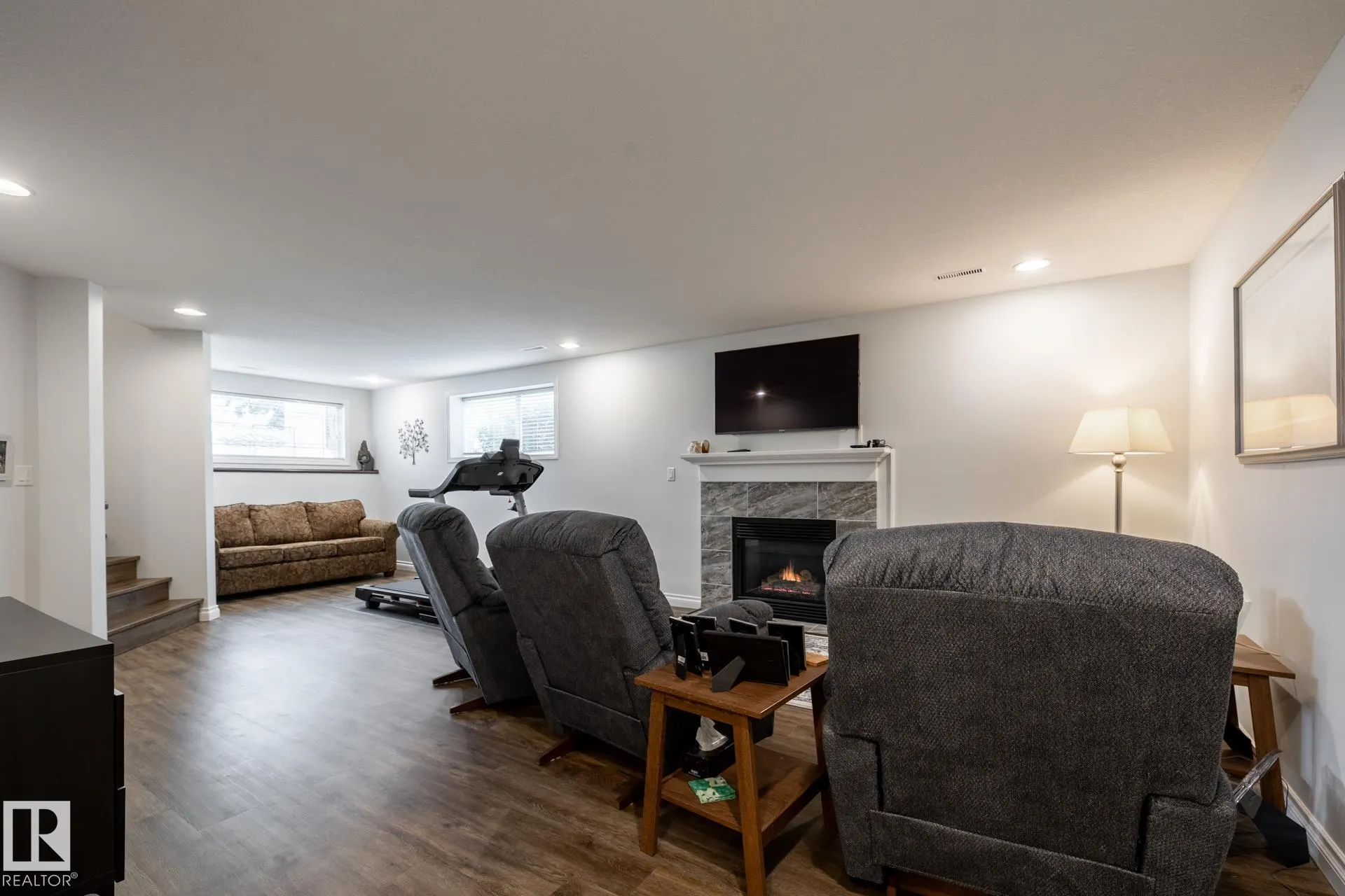 69 RIDGEPOINT Way