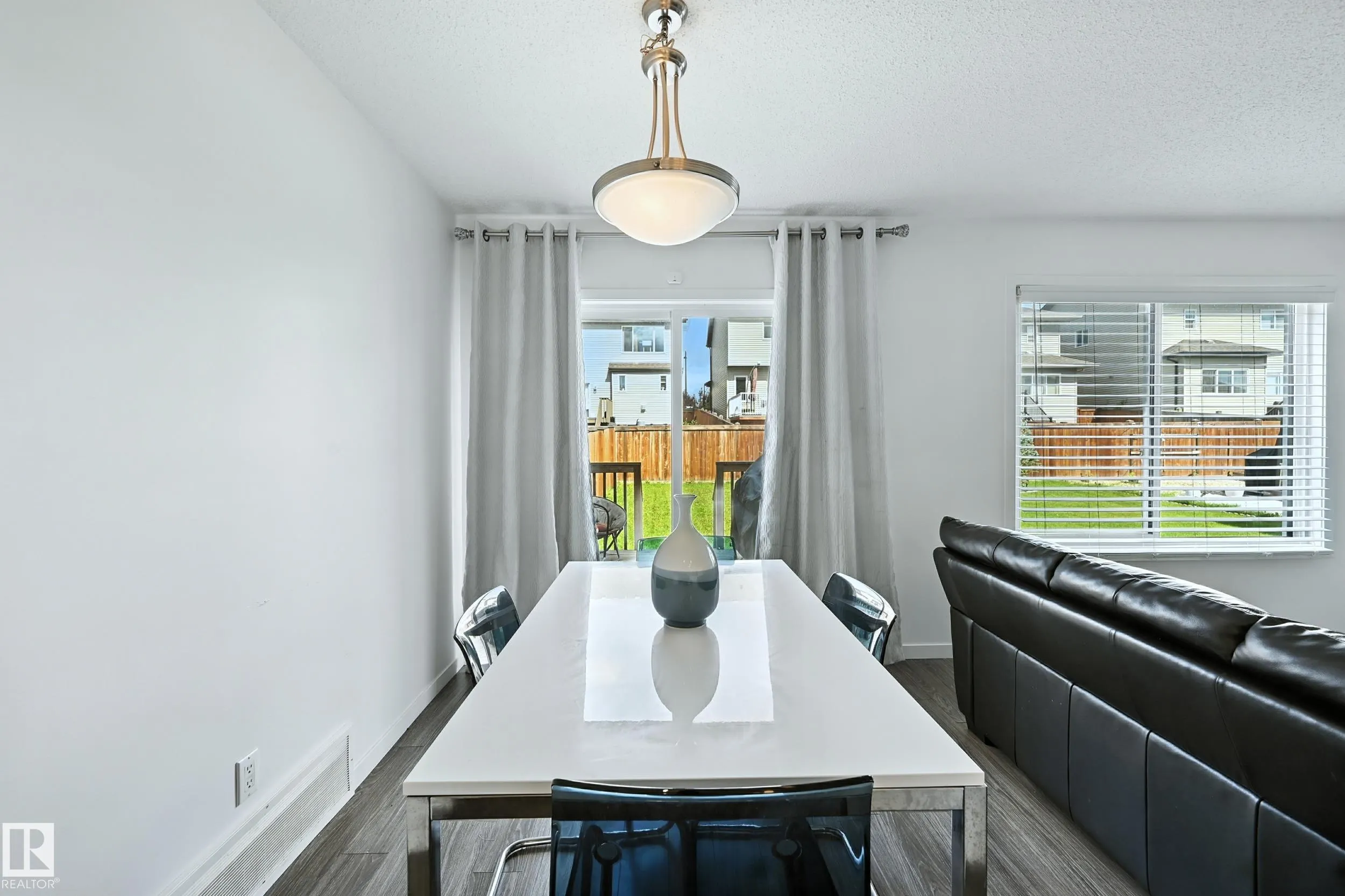 7773 EIFERT Crescent