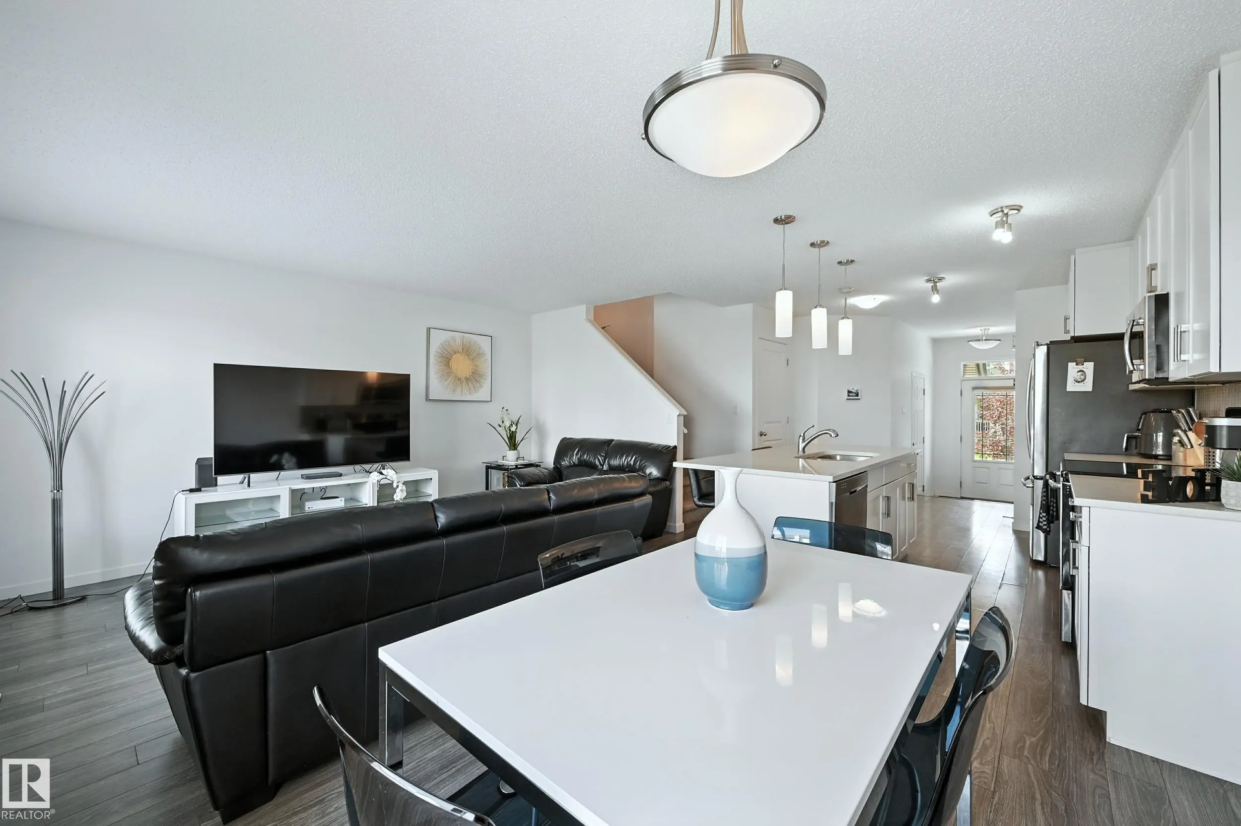 7773 EIFERT Crescent