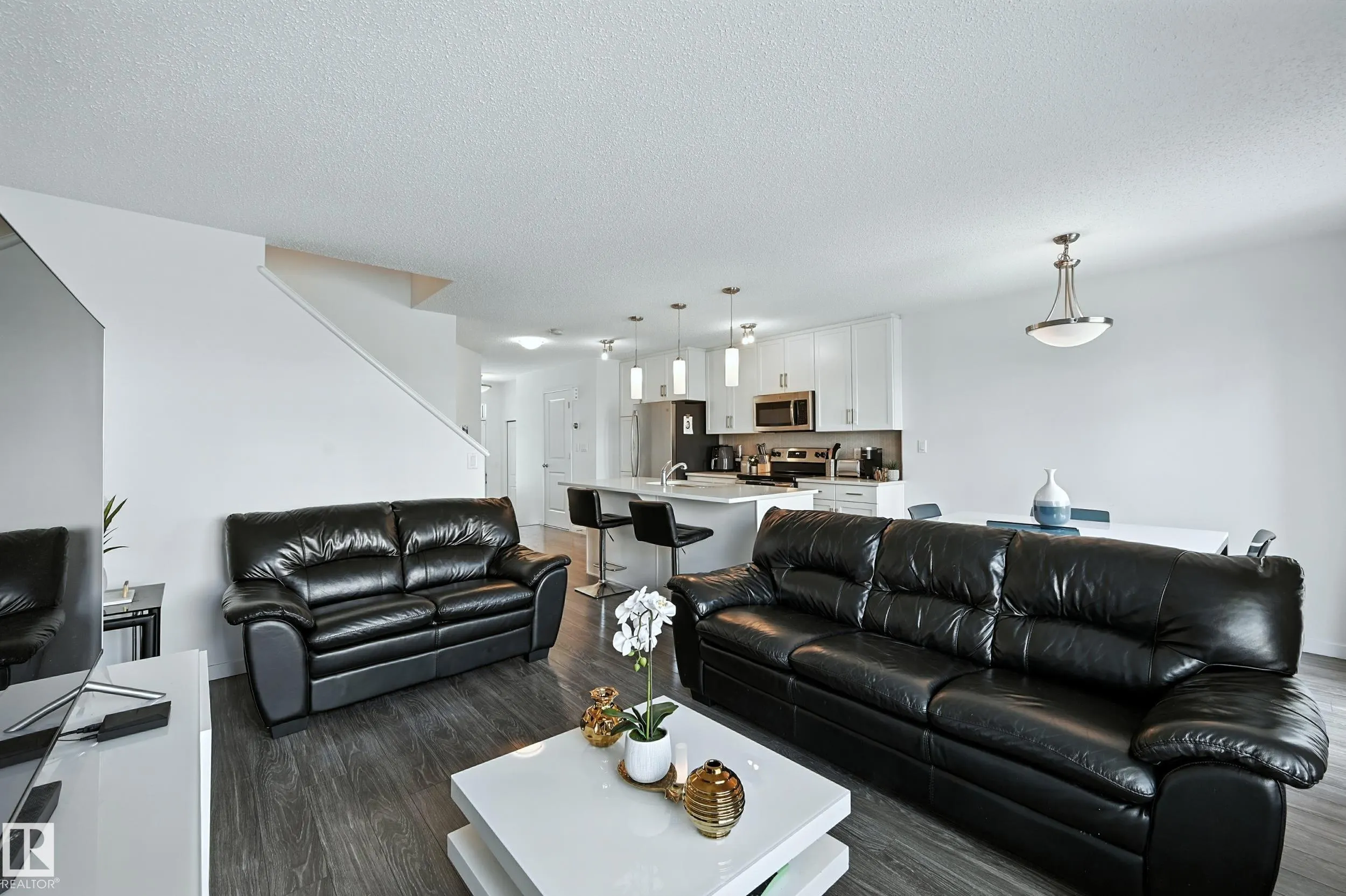 7773 EIFERT Crescent