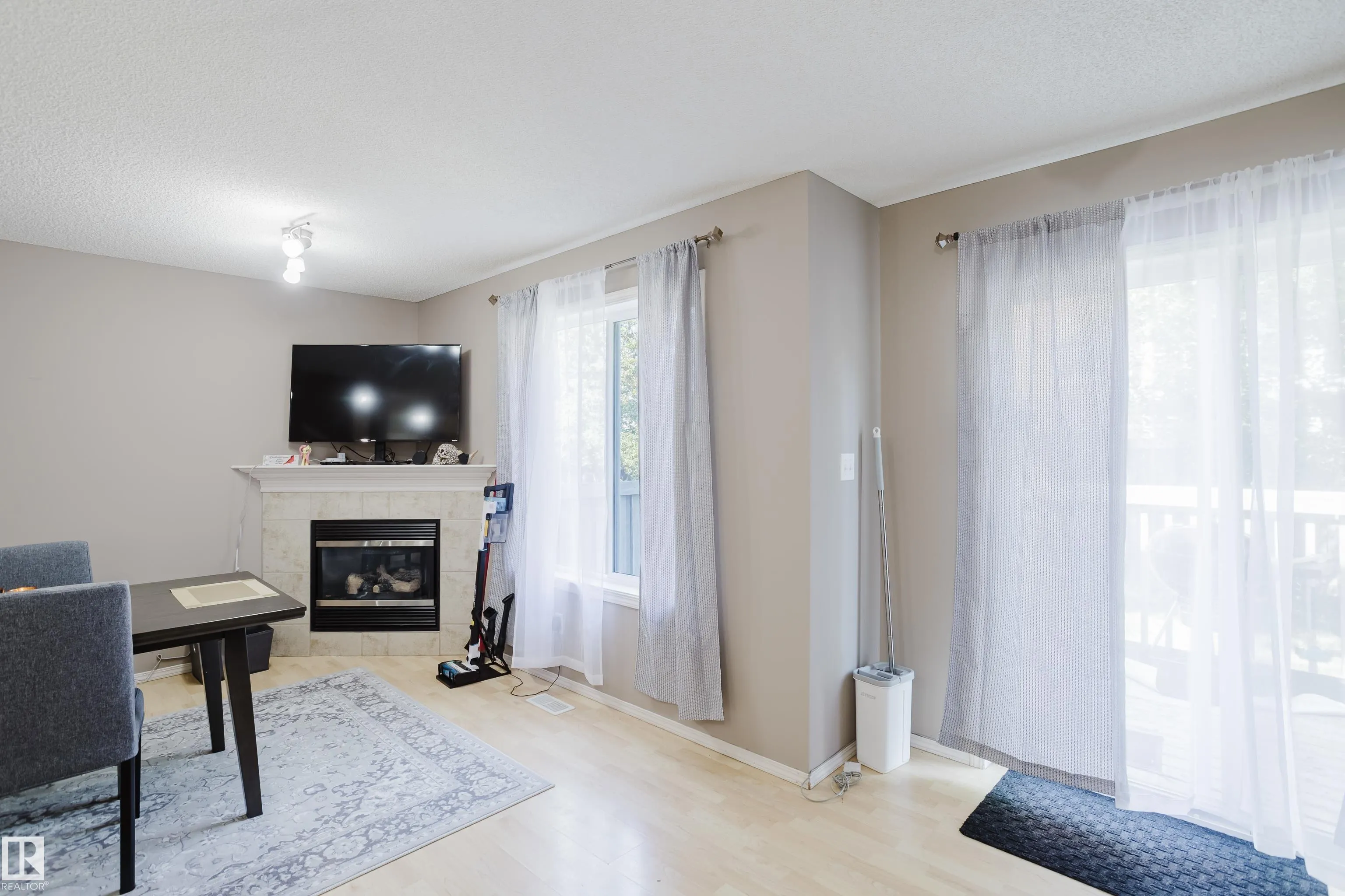 287 MACEWAN Road