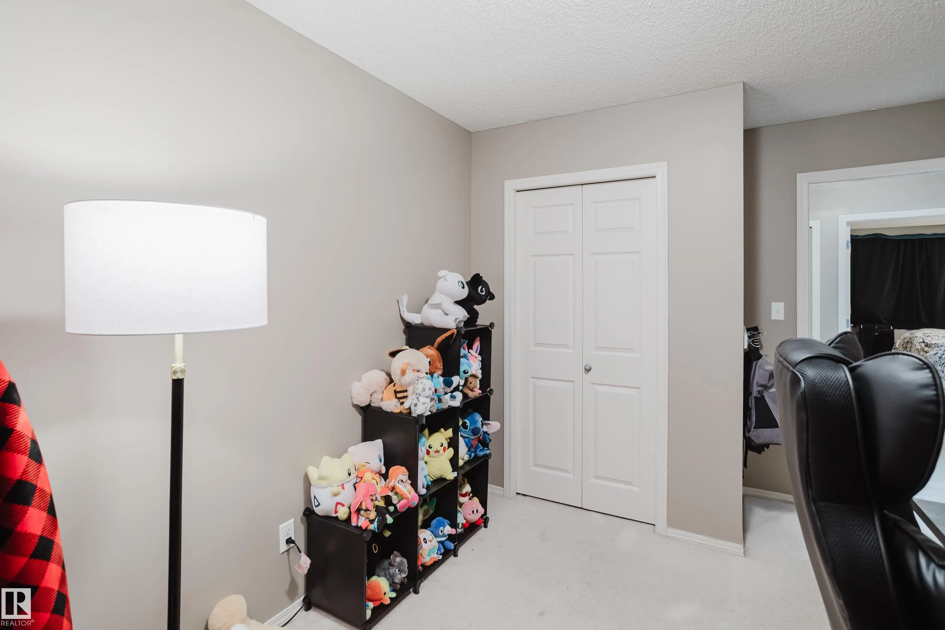 287 MACEWAN Road