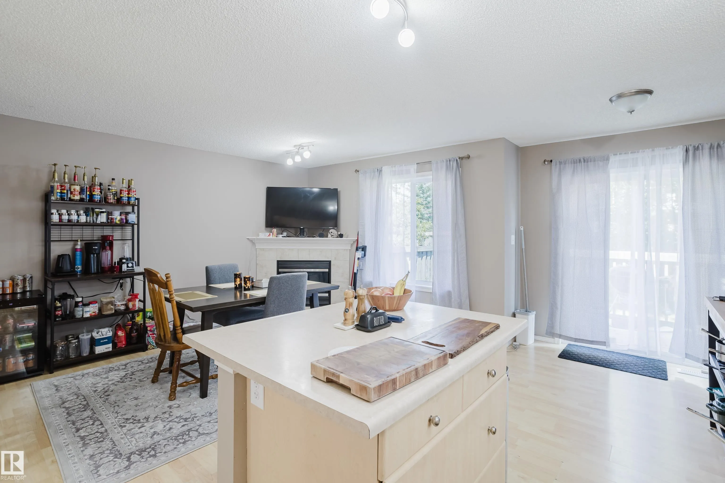 287 MACEWAN Road