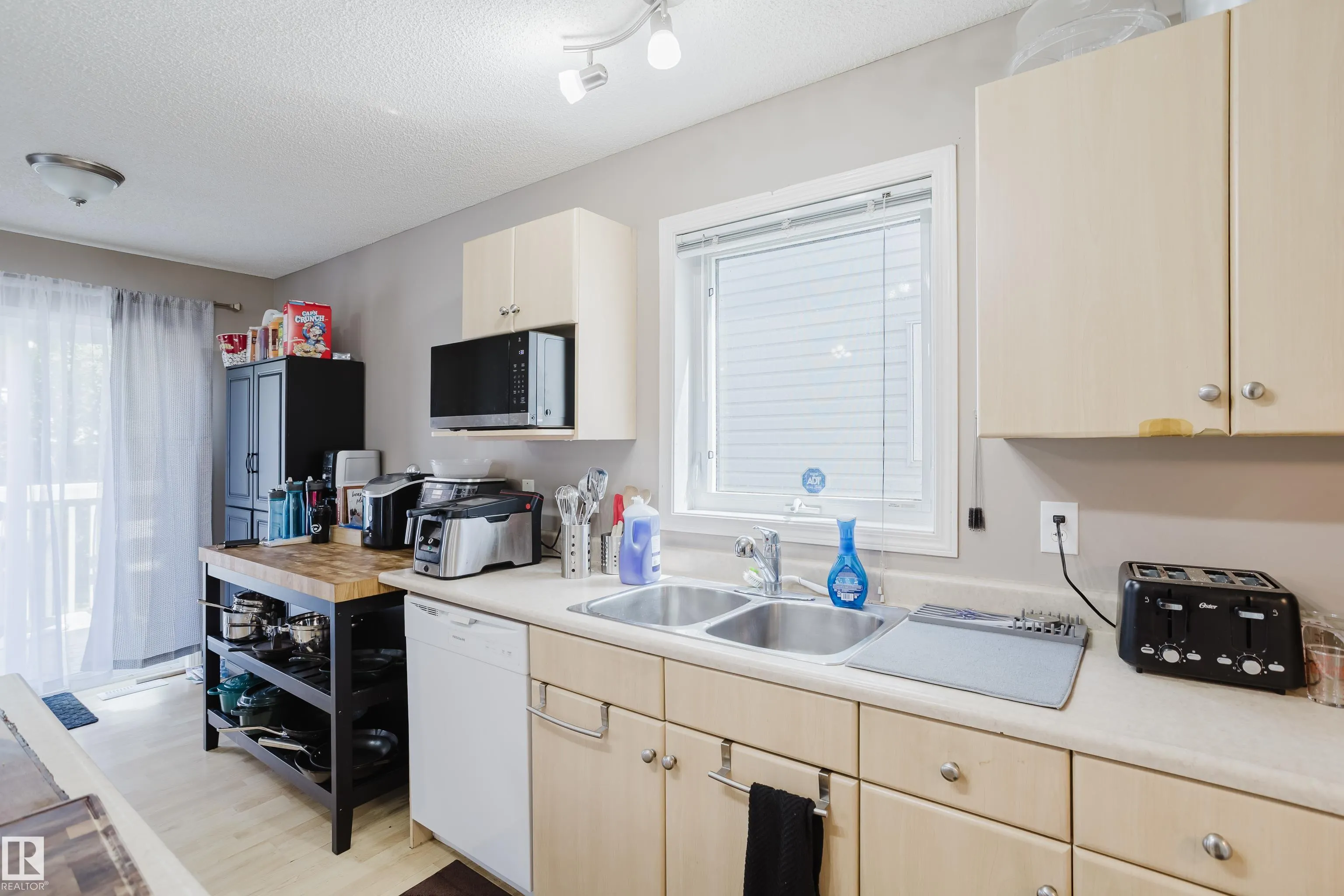 287 MACEWAN Road