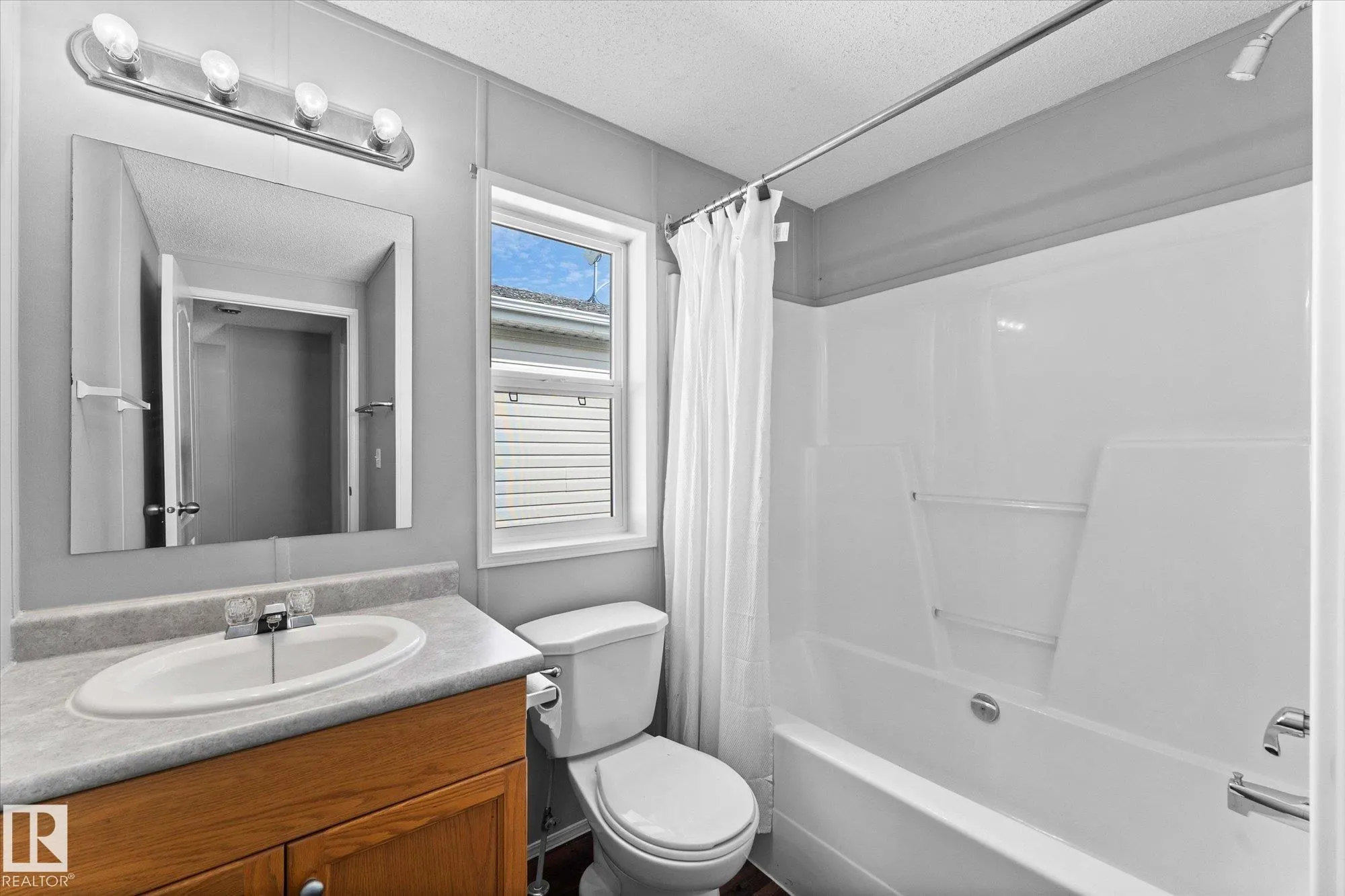 29 GRAYWOOD Cove