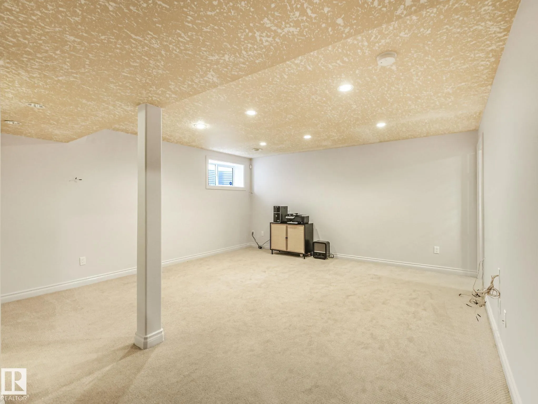 16409 65 Street