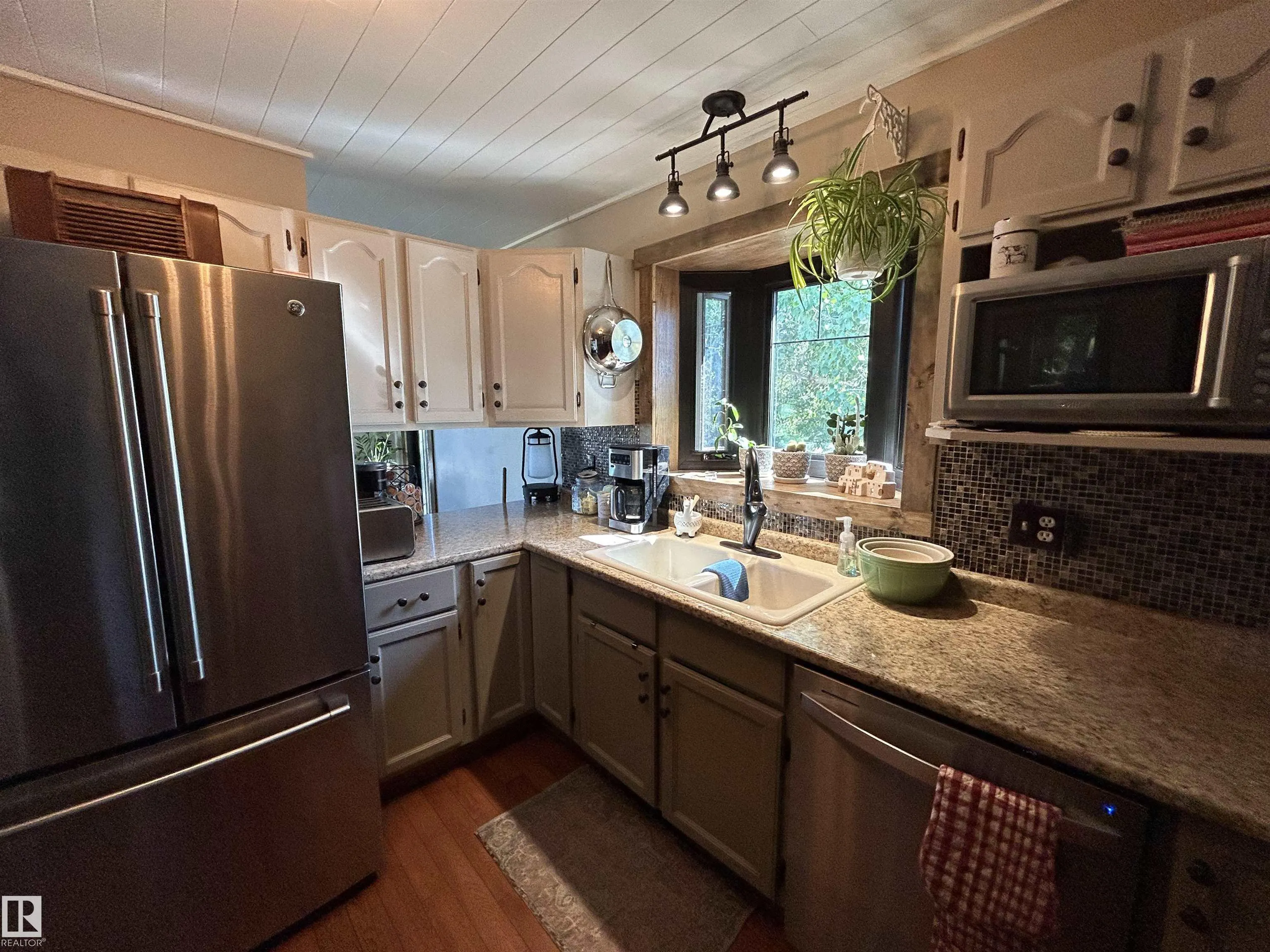 42041 Twp Rd 392