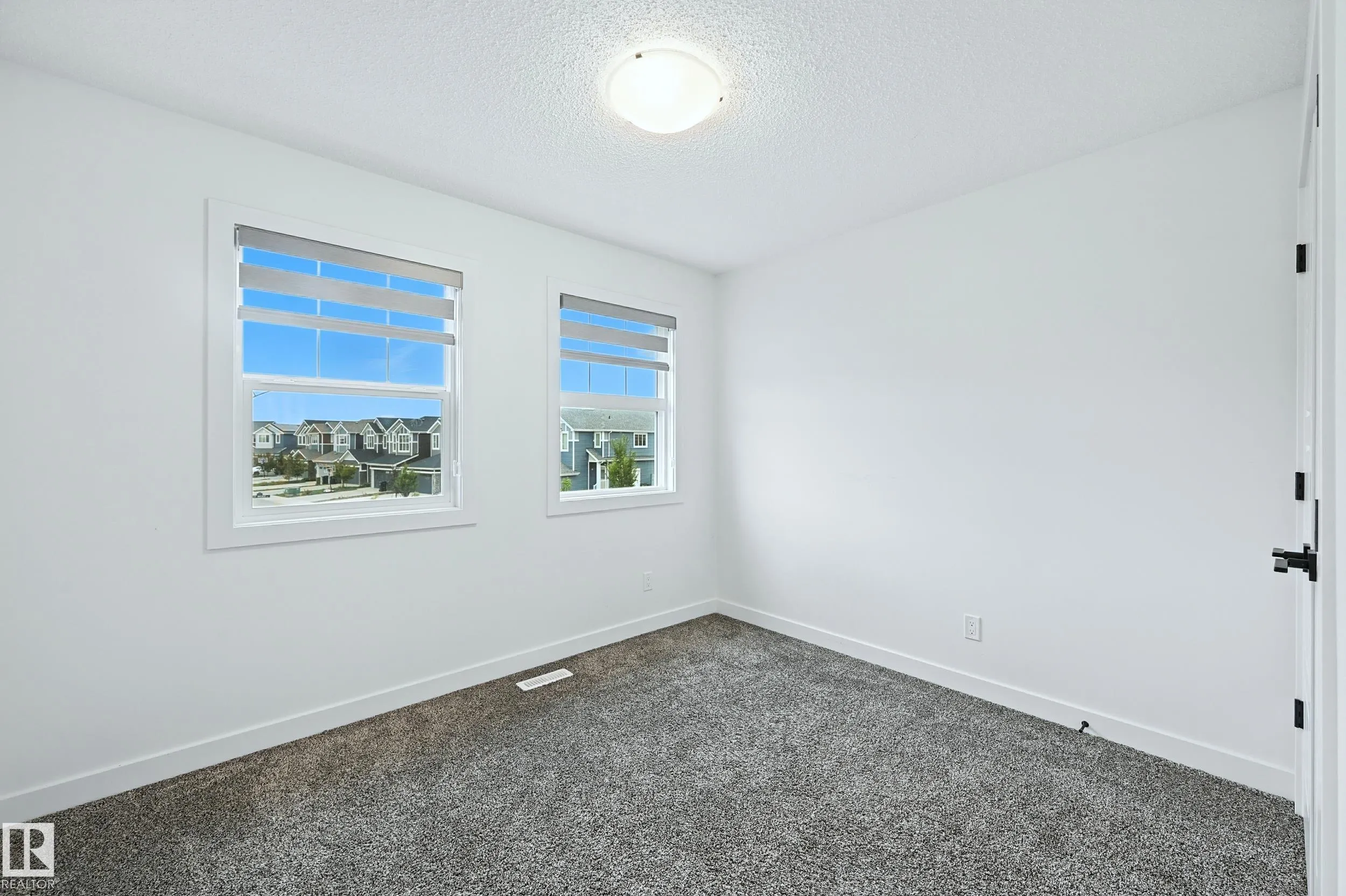 16603 31 Avenue