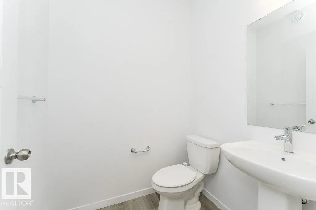 3947 WREN Loop