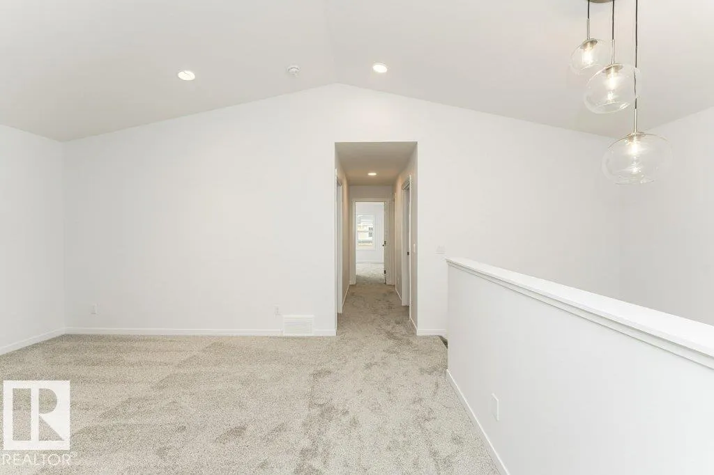 3947 WREN Loop