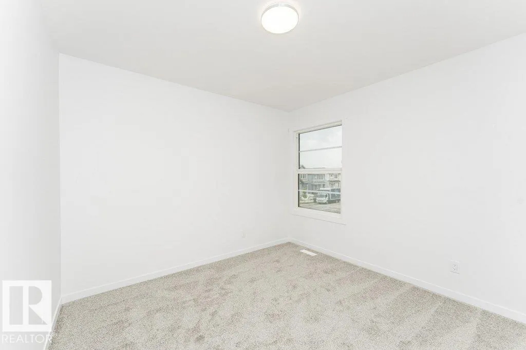 3947 WREN Loop