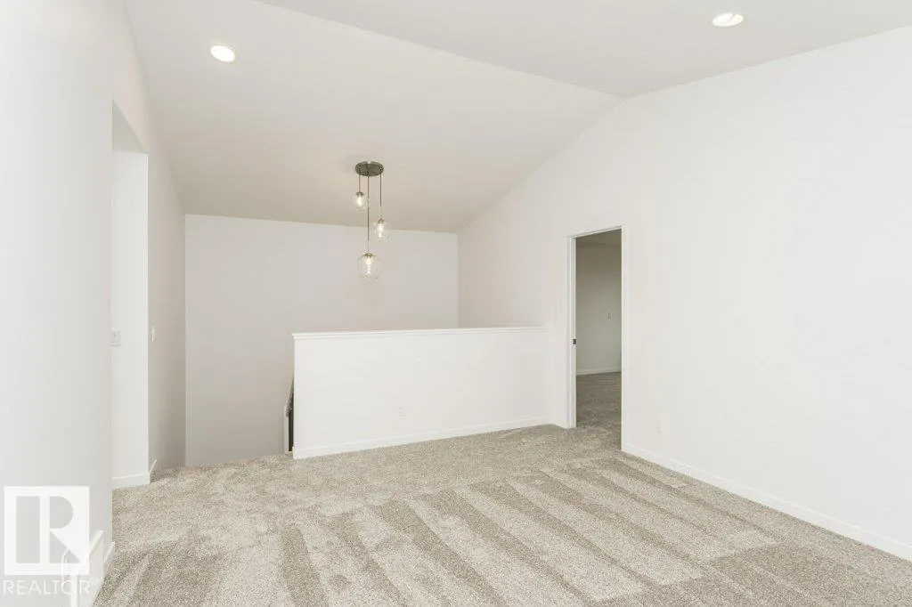 3947 WREN Loop