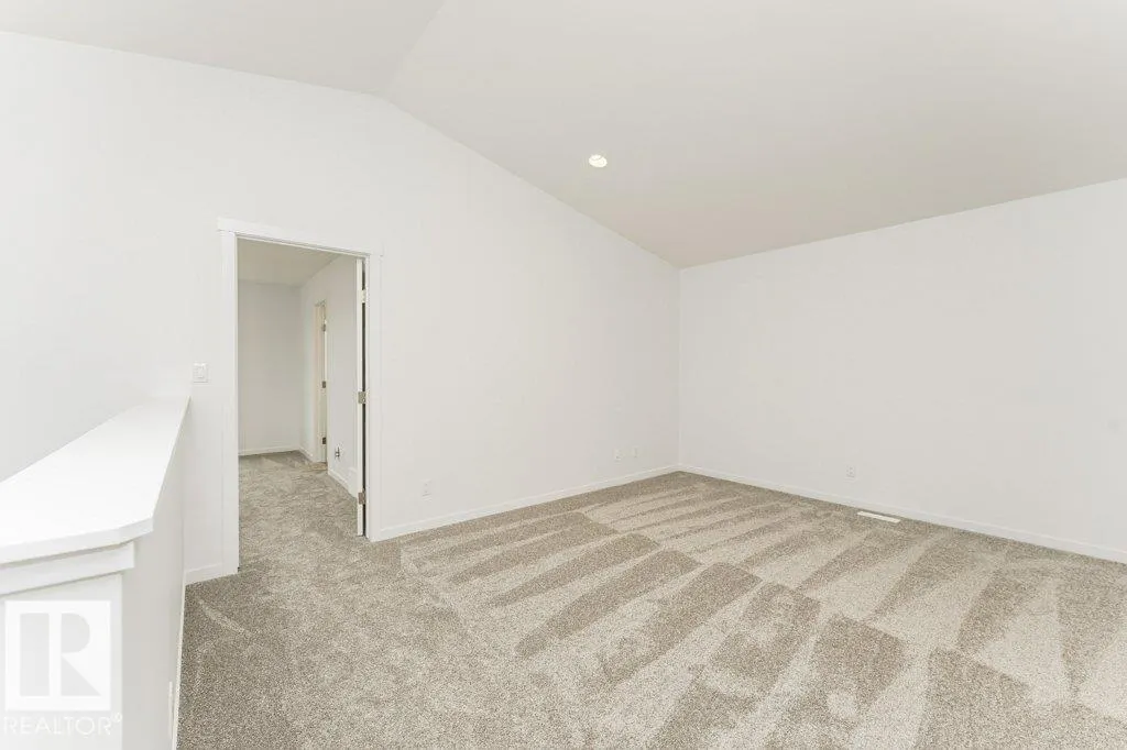 3947 WREN Loop
