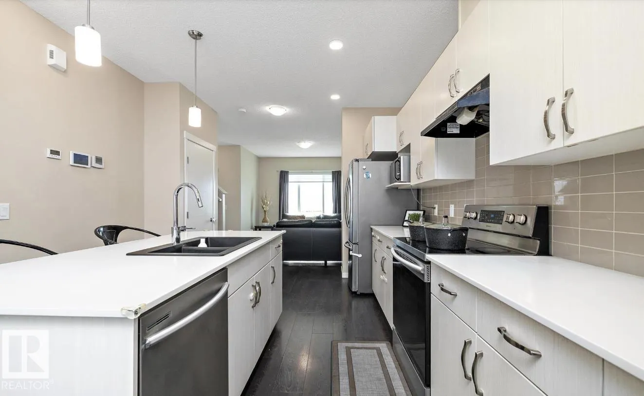 593 EBBERS Way