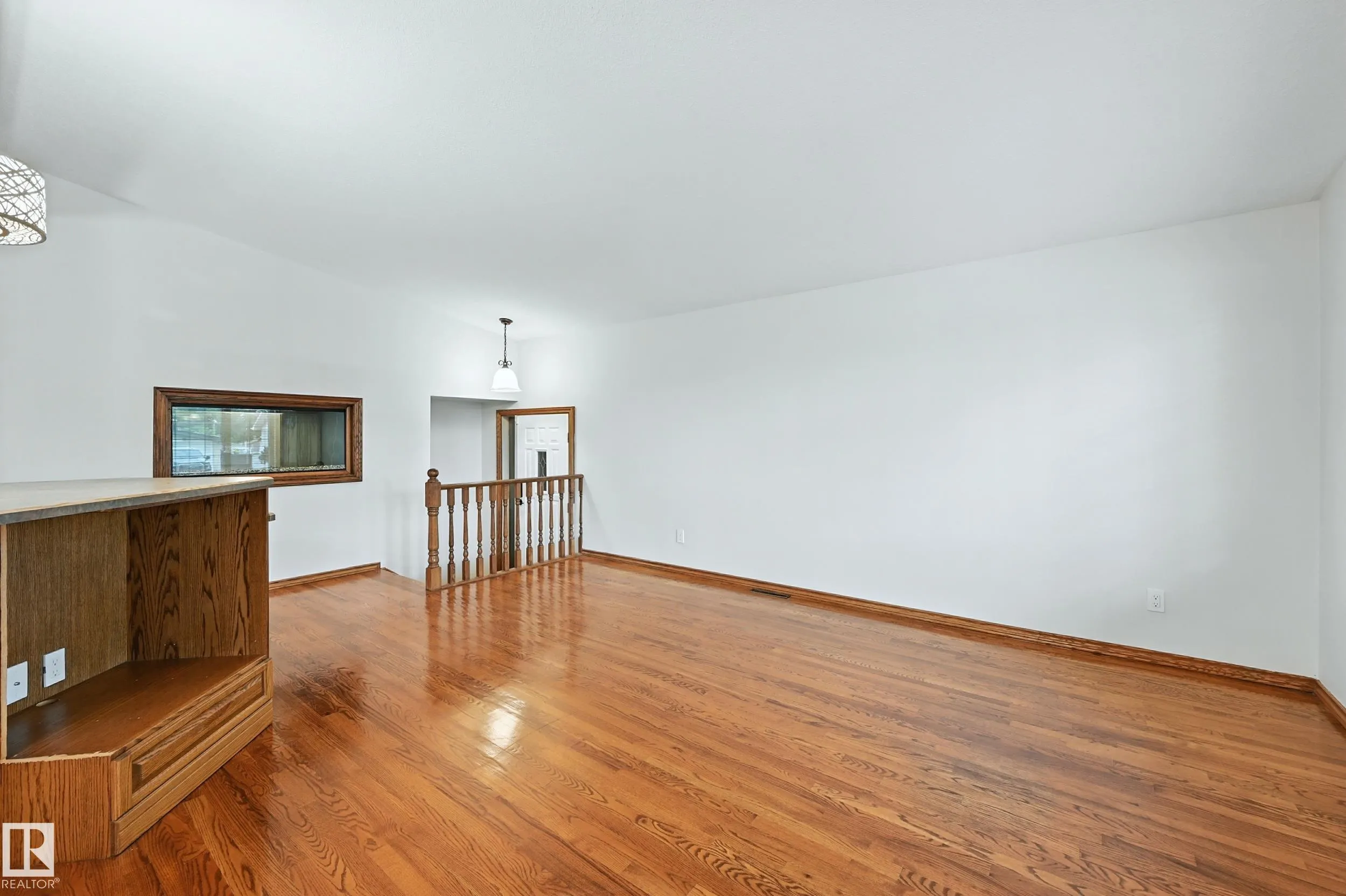 9404 SHERRIDON