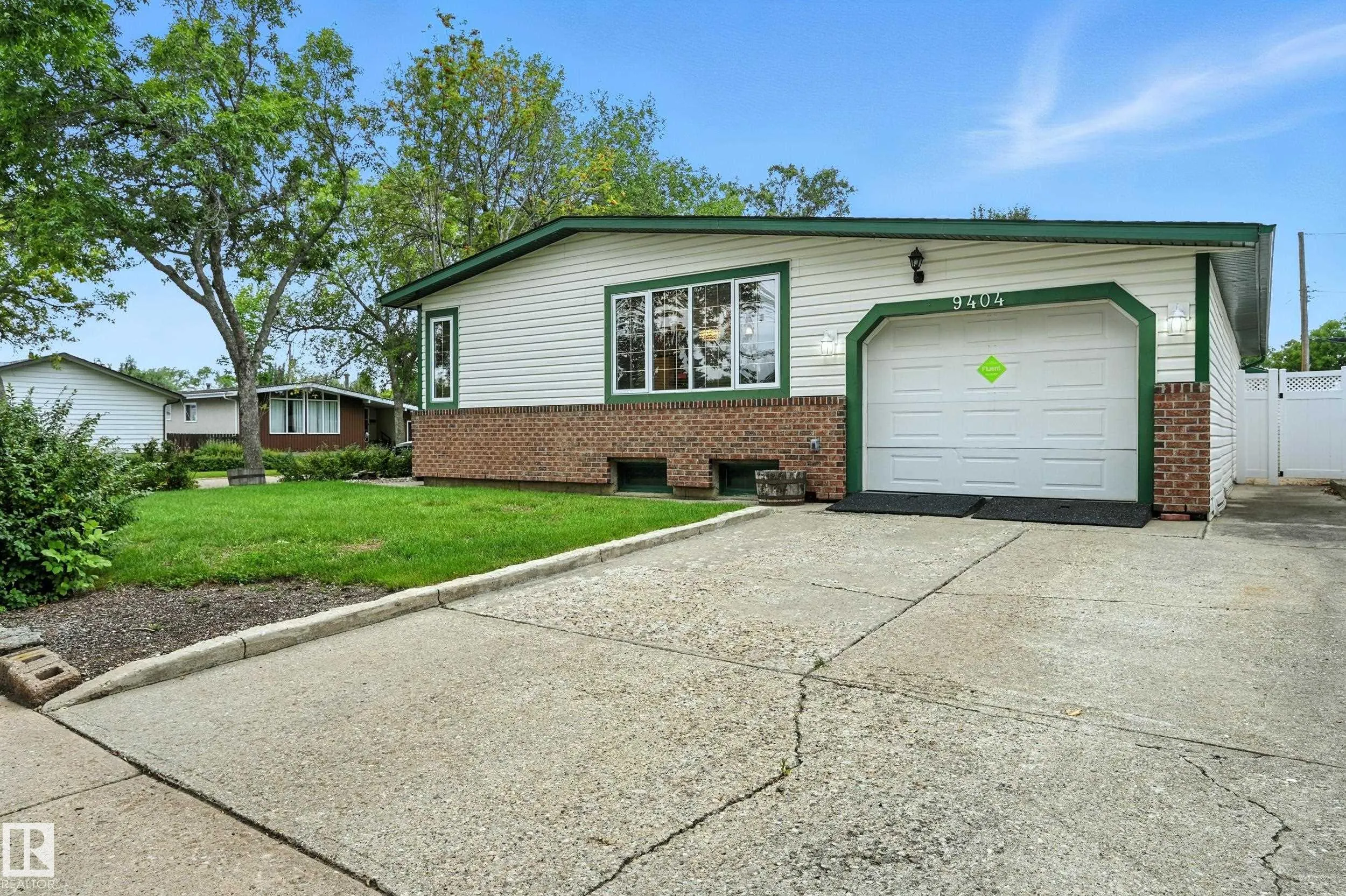 9404 SHERRIDON