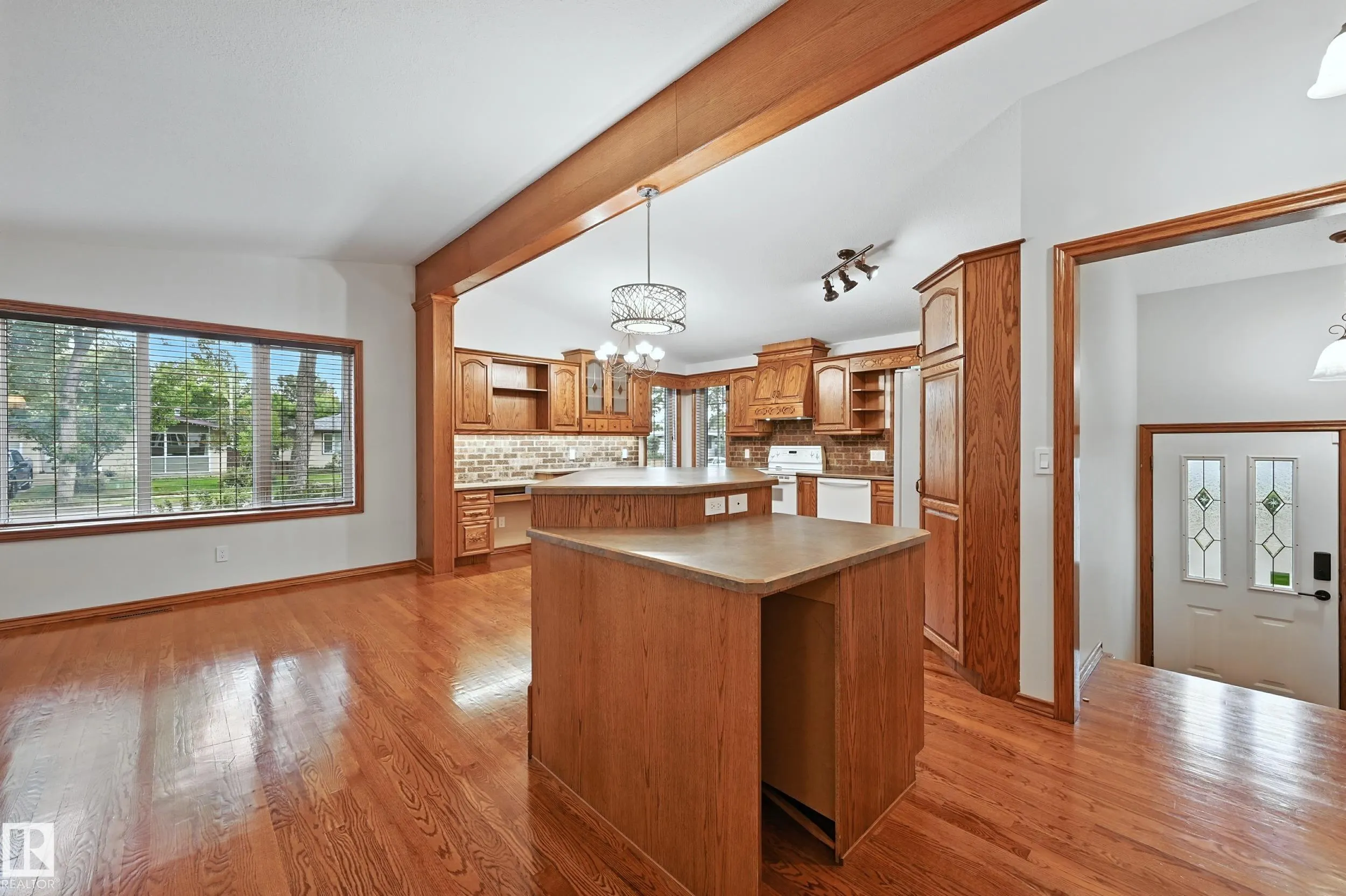 9404 SHERRIDON