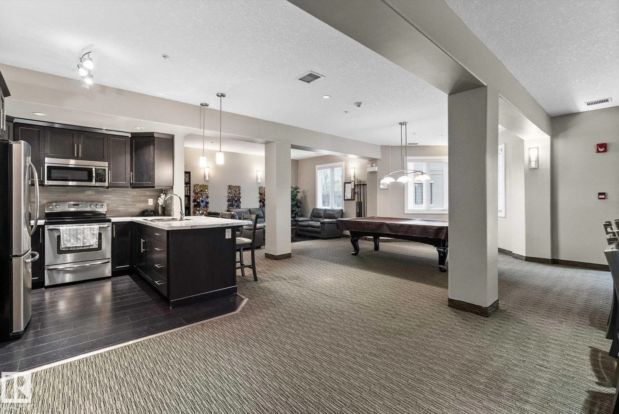 6079 MAYNARD Way
