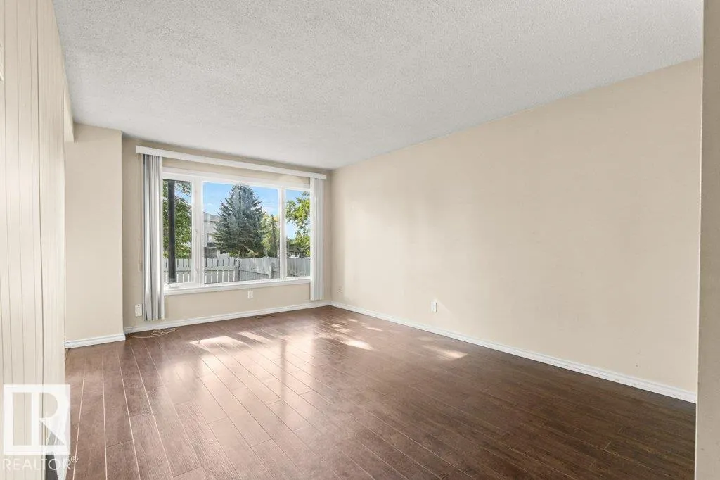 84 AMBERLY Court