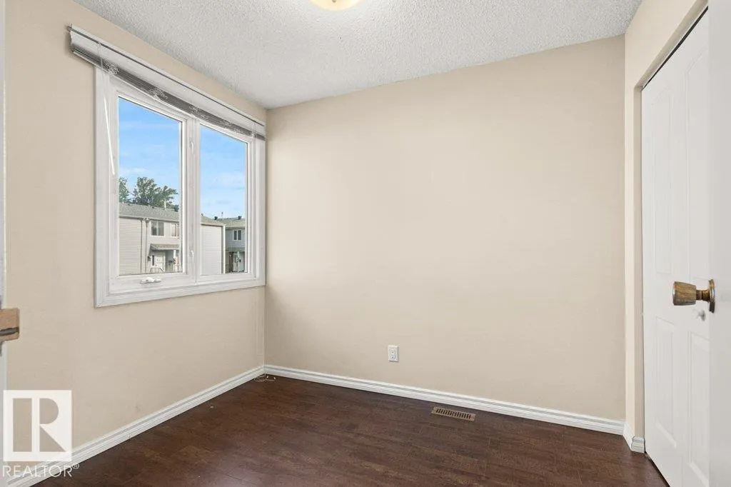 84 AMBERLY Court
