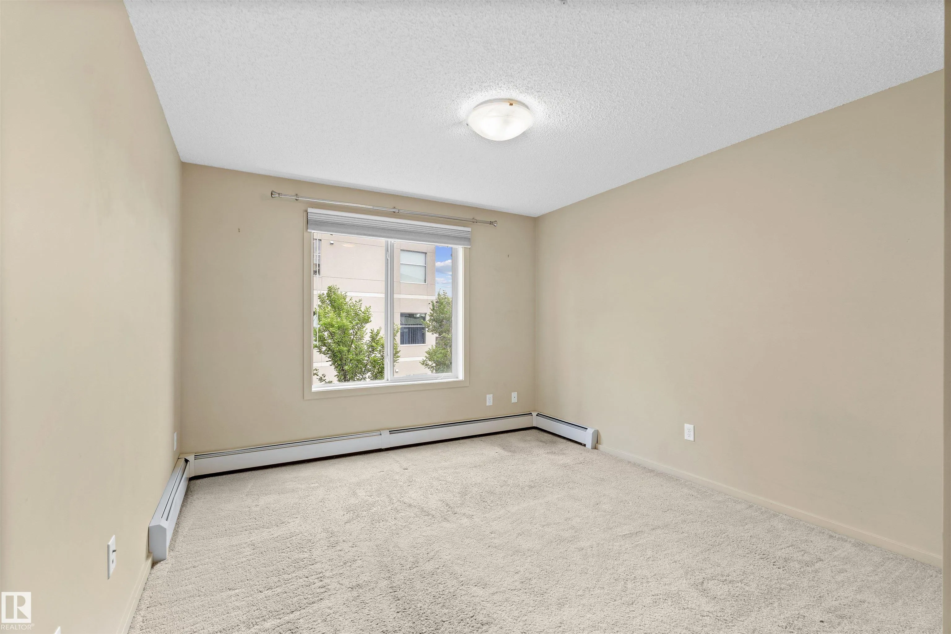 340 WINDERMERE Road