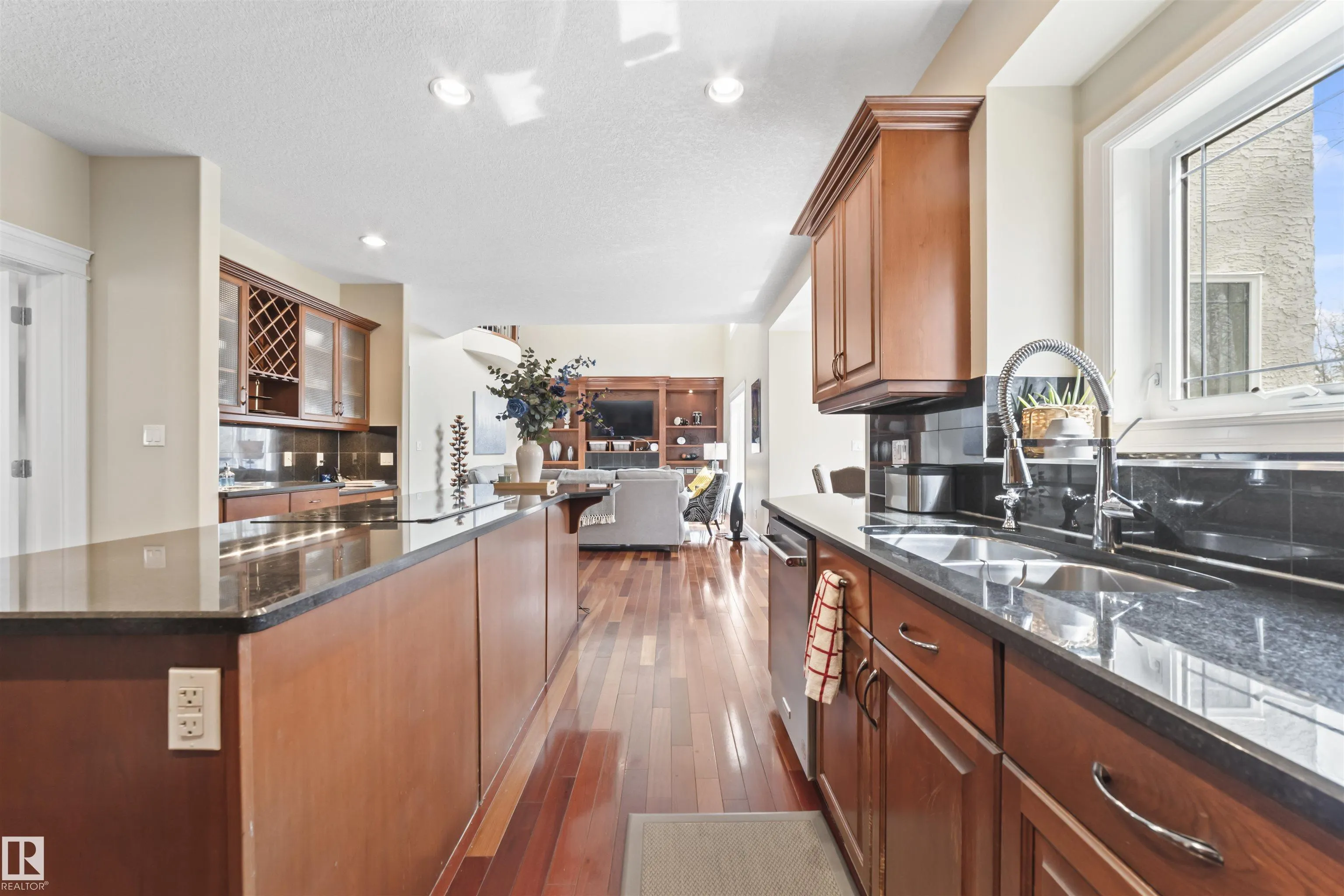 8 Loiselle Way